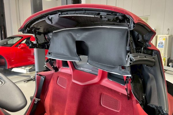 Boxster 981　幌干渉修理