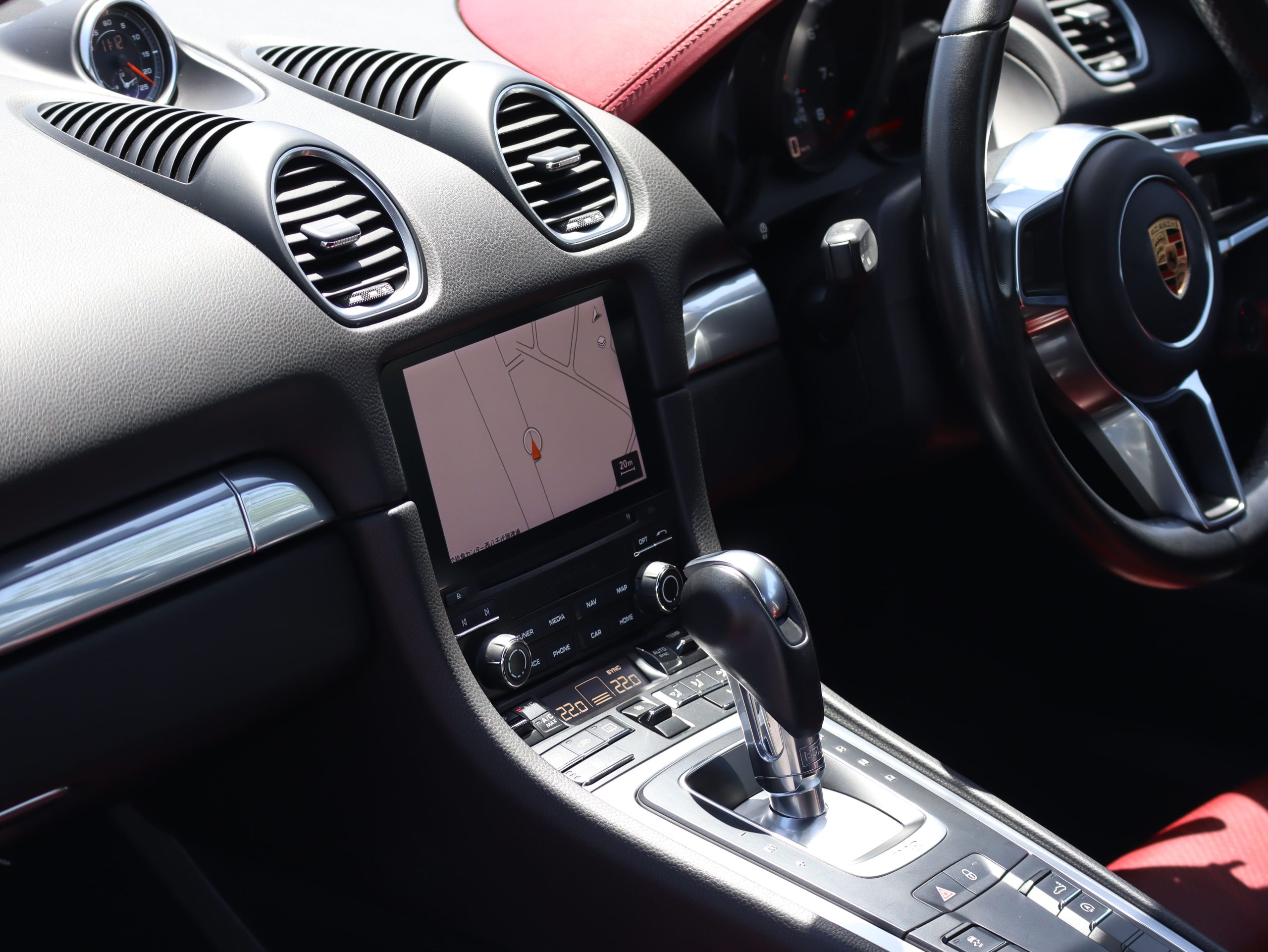 718ケイマン（Type982）PDK<br>スポーツクロノパッケージ<br>ツートンレザーパッケージ<br>ガンメタ仕上げTWSホイール20インチ<br>BOSEサラウンドサウンドシステム