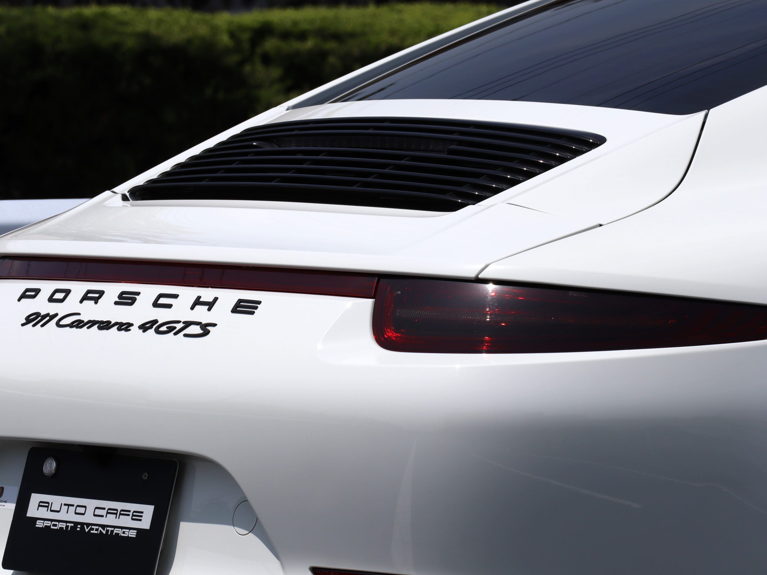 ★ポルシェ911カレラ4GTS（Type991.1）PDK<br>ダイナミックシャシーコントロール（PDCC）<br>スポーツクロノパッケージ<br>スポーツエグゾーストシステム<br>スポーツデザインドアミラー<br>センターロック式ターボSホイール
