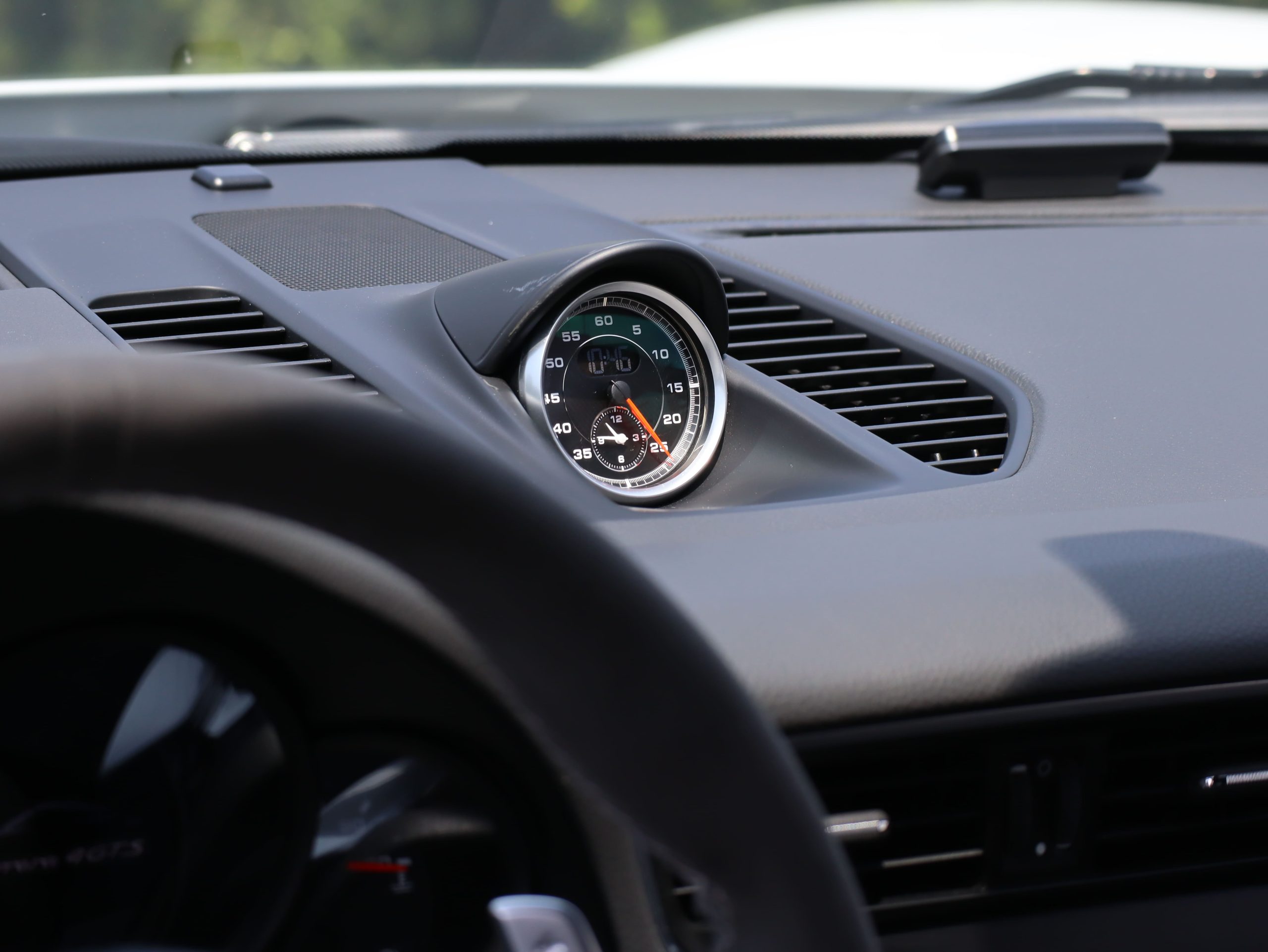 ★ポルシェ911カレラ4GTS（Type991.1）PDK<br>ダイナミックシャシーコントロール（PDCC）<br>スポーツクロノパッケージ<br>スポーツエグゾーストシステム<br>スポーツデザインドアミラー<br>センターロック式ターボSホイール