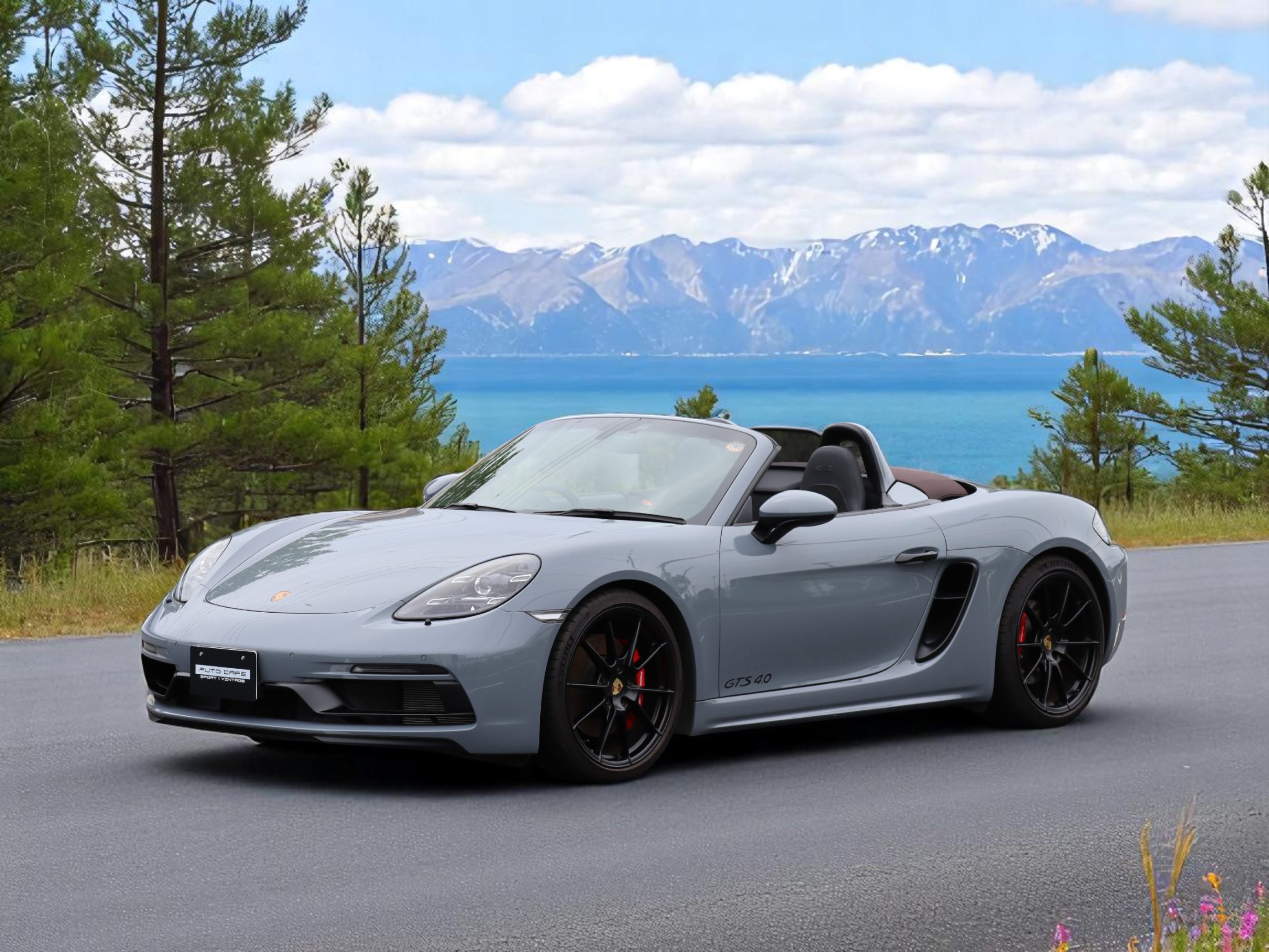 ポルシェ718ボクスターGTS4.0（Type982）6MT<br>スポーツクロノパッケージ<br>スポーツエグゾーストシステム<br>ヒーター付きGTステアリング<br>PDLS+含むLEDヘッドライト<br><br>20インチ718Sportホイール