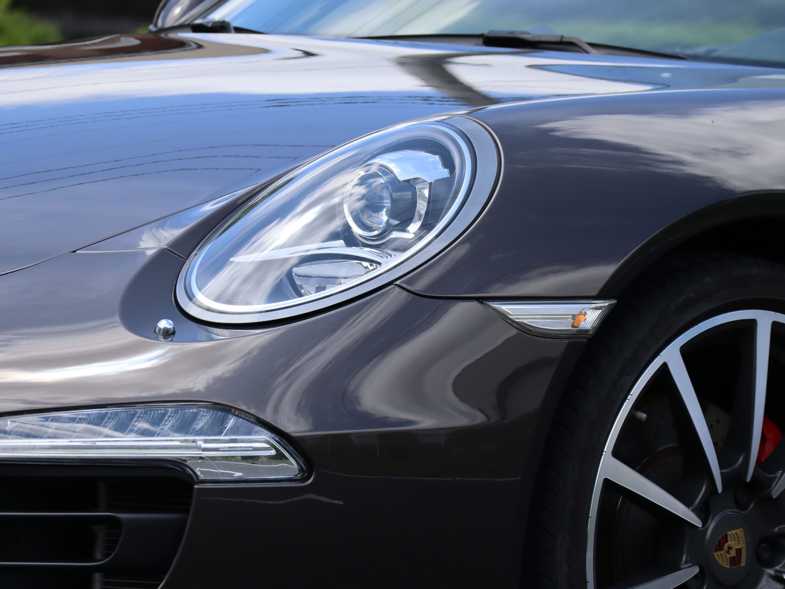 ポルシェ911カレラ4Sカブリオレ（Type991.1）PDK<br>ブラックレザーインテリア<br>スポーツクロノパッケージ<br>スポーツエグゾーストシステム<br>ダイナミックシャシーコントロール（PDCC）<br>エントリー＆ドライブシステム