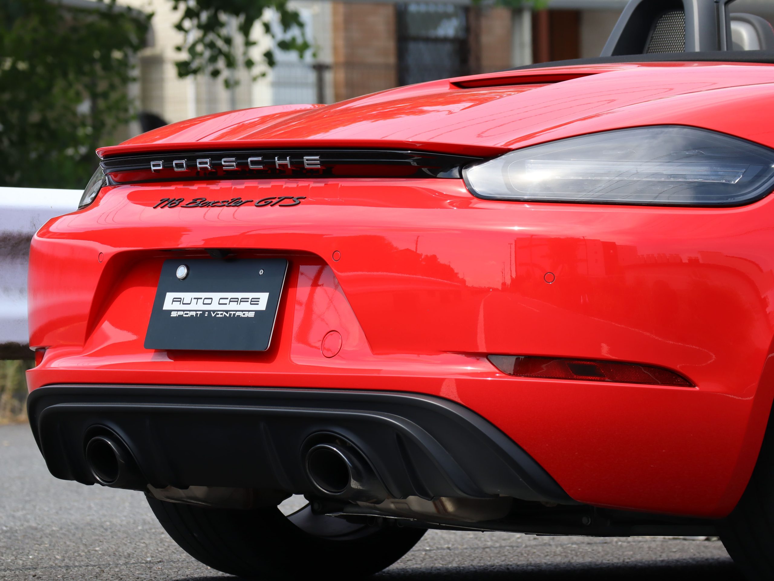 ポルシェ718ボクスターGTS4.0（Type982）PDK<br>スポーツクロノパッケージ<br>スポーツエグゾーストシステム<br>GTSインテリアパッケージ<br>PDLS+含むLEDヘッドライト<br>ハイグロス塗装仕上げキャリパー