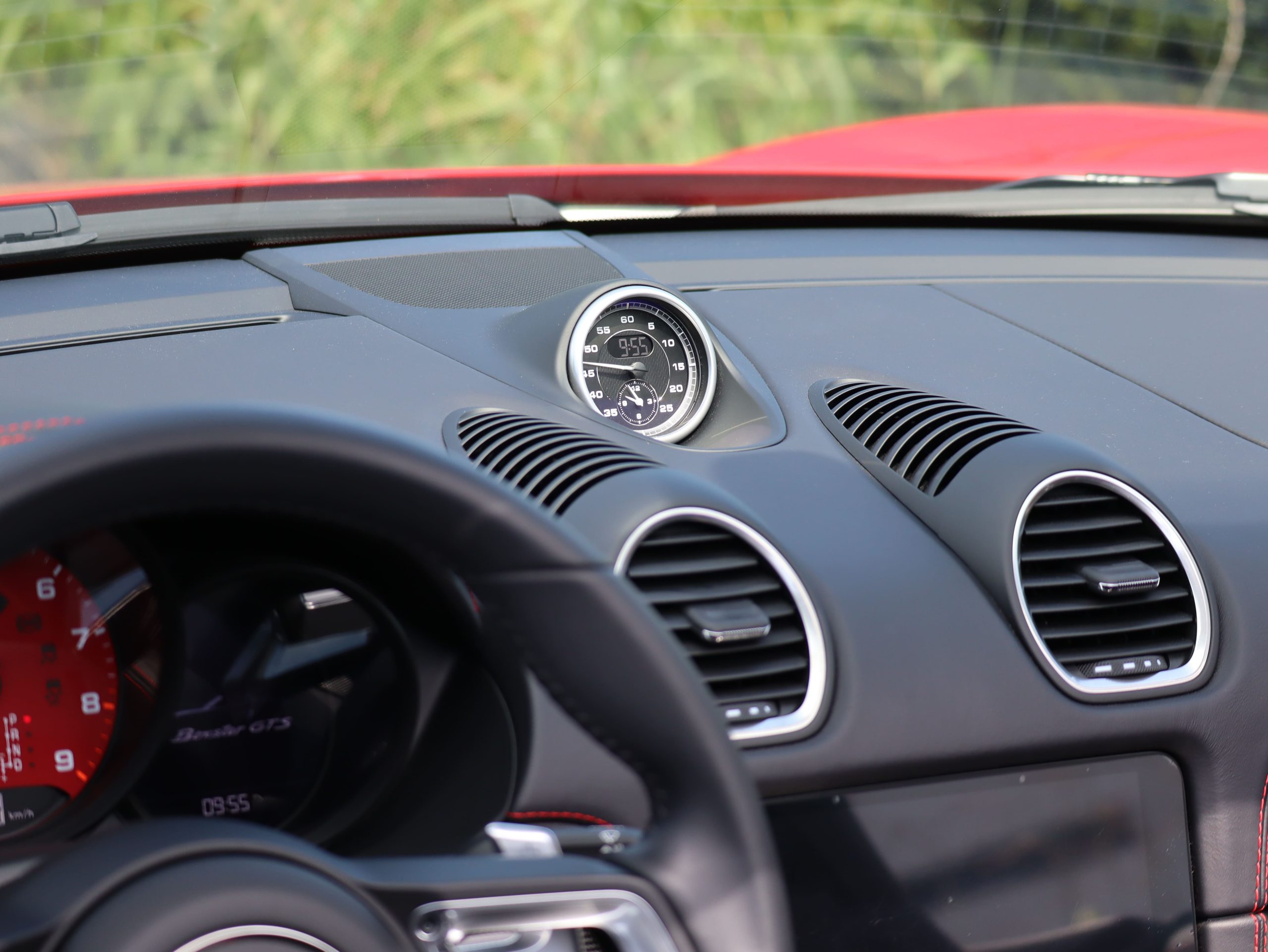 ポルシェ718ボクスターGTS4.0（Type982）PDK<br>スポーツクロノパッケージ<br>スポーツエグゾーストシステム<br>GTSインテリアパッケージ<br>PDLS+含むLEDヘッドライト<br>ハイグロス塗装仕上げキャリパー
