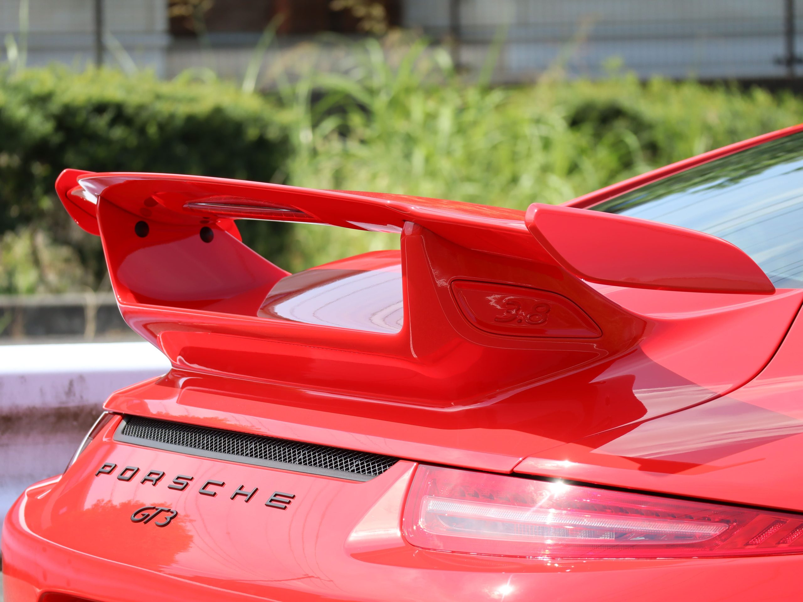 ポルシェ911GT3（Type991.1）PDK<br>クラブスポーツパッケージ<br>フロントアクスルリストシステム<br>スポーツクロノパッケージ<br>PCCB（セラミックコンポジットブレーキ）<br>スポーツバケットシート