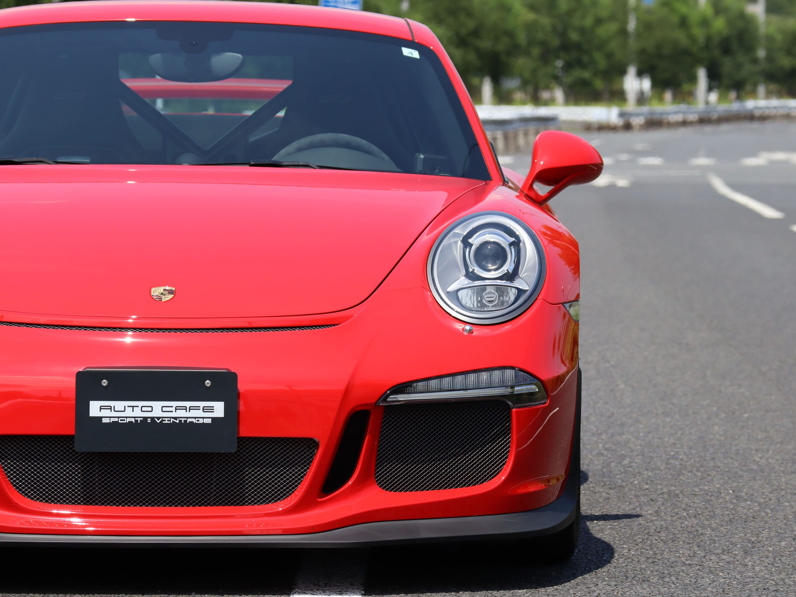 ポルシェ911GT3（Type991.1）PDK<br>クラブスポーツパッケージ<br>フロントアクスルリストシステム<br>スポーツクロノパッケージ<br>PCCB（セラミックコンポジットブレーキ）<br>スポーツバケットシート