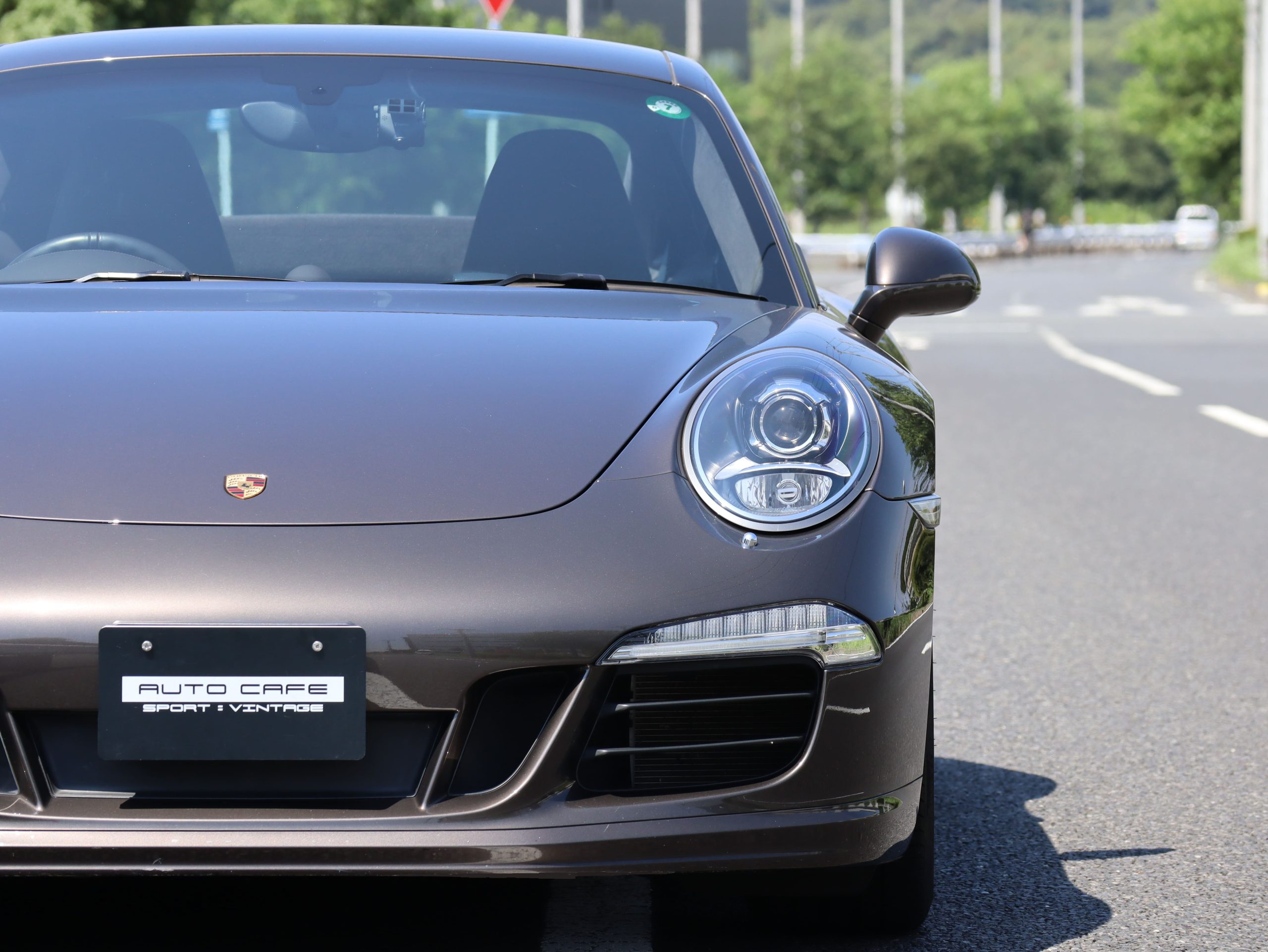 ポルシェ911カレラ4S（Type991.1）PDK<br>スポーツデザインエプロン<br>スポーツエグゾーストシステム<br>スポーツクロノパッケージ<br>ダイナミックシャシーコントロール（PDCC）<br>エスプレッソレザーインテリア
