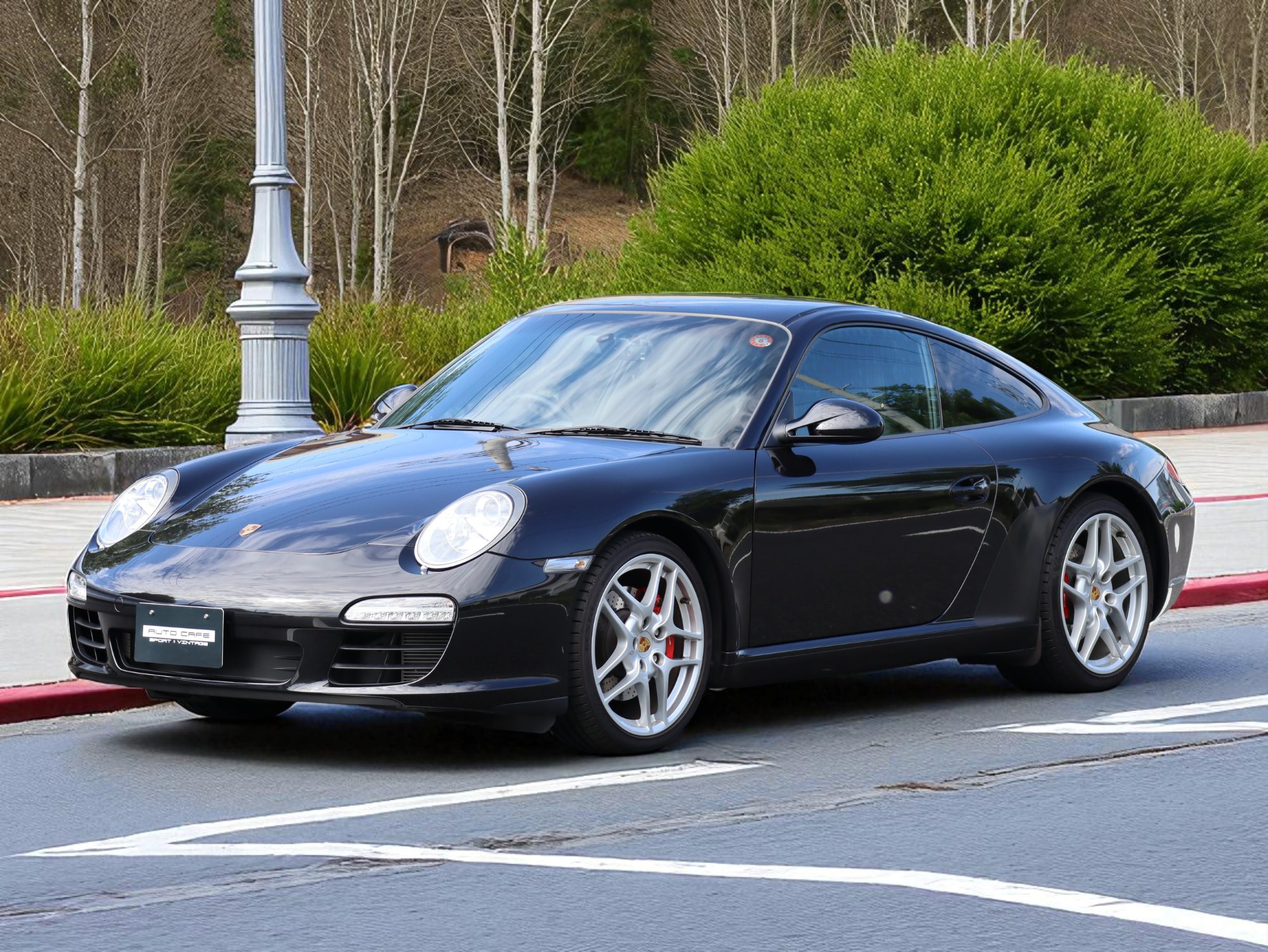 ポルシェ911カレラS(Type997.2）PDK<br>低走行約10,000km！<br>スポーツクロノパッケージ<br>スポーツデザインステアリング<br>シートヒーター<br>前後ドライブレコーダー<br>