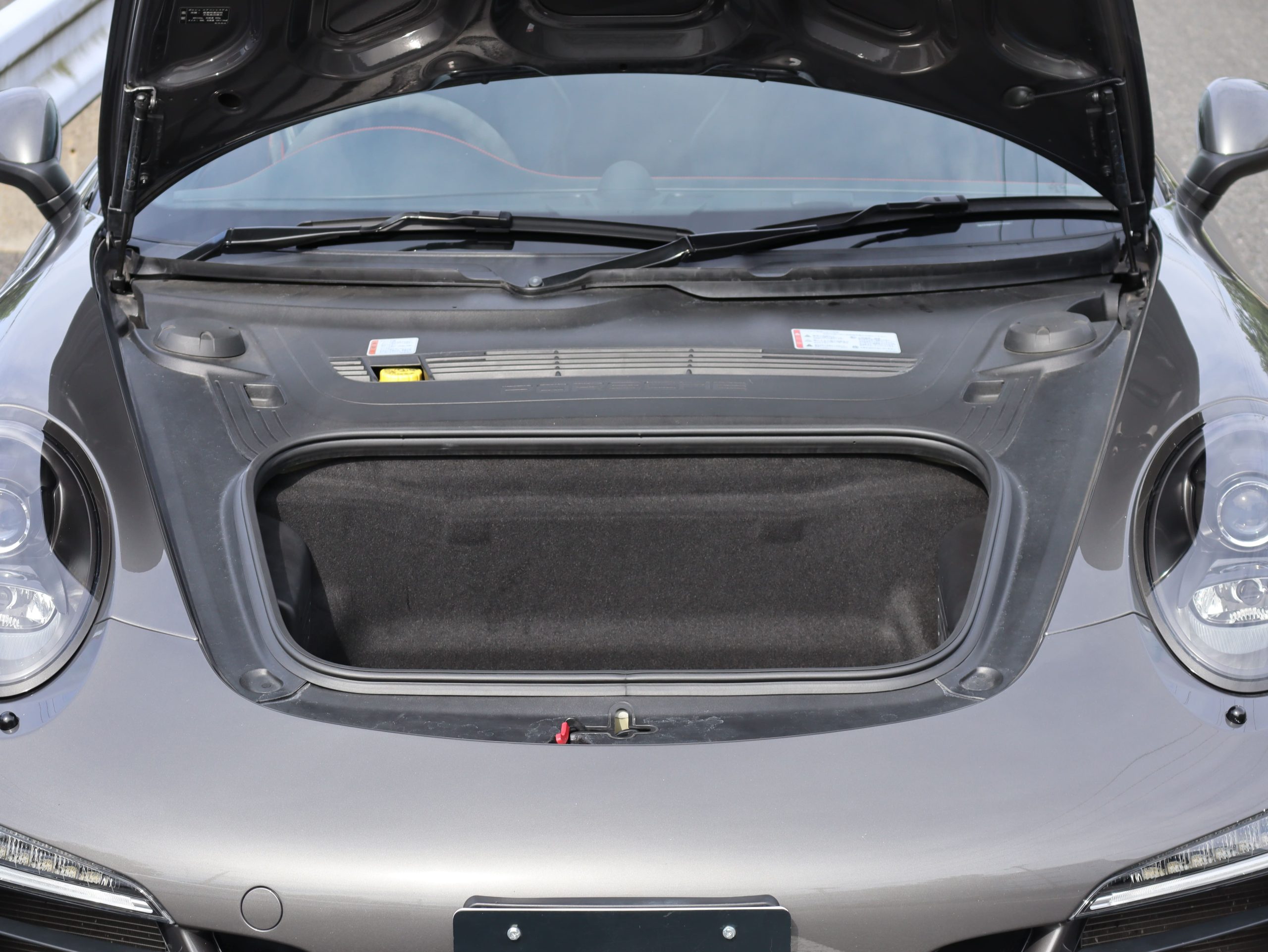 ポルシェ911カレラ4GTS（Type991.1）PDK<br>GTSインテリアパッケージ<br>拡張スポーツデザインパッケージ<br>スポーツエグゾーストシステム<br>ブラックインナーPDLSヘッドライト<br>5H仕様カレラSホイール