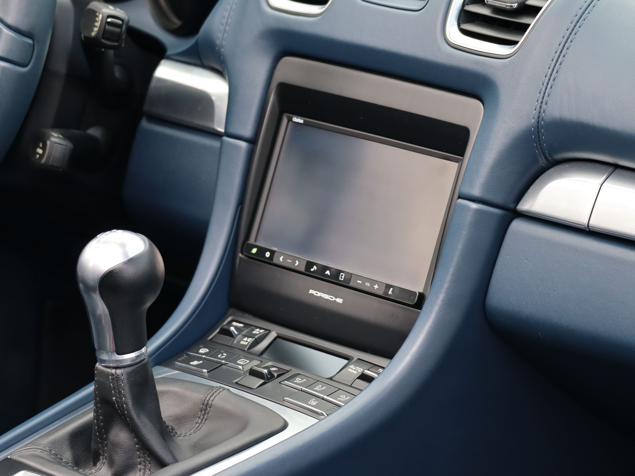 ★ポルシェボクスターS（Type981）6MT<br>ブルーレザーインテリア<br>ブルーソフトトップ幌<br>PDLS含むヘッドライト<br>スポーツシートプラス<br>20インチカレラクラシックホイール