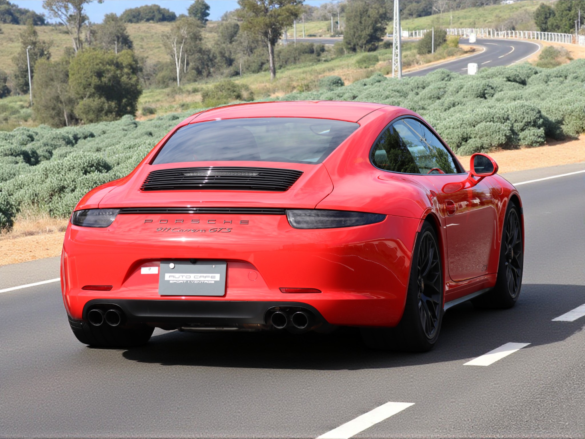 ポルシェ911カレラGTS（Type991.1）PDK<br>GTSインテリアパッケージ<br>PDLS+含むLEDヘッドライト<br>クリアガラスルックテールランプ<br>プロテクションフィルム施工<br>PASMスポーツサスペンション