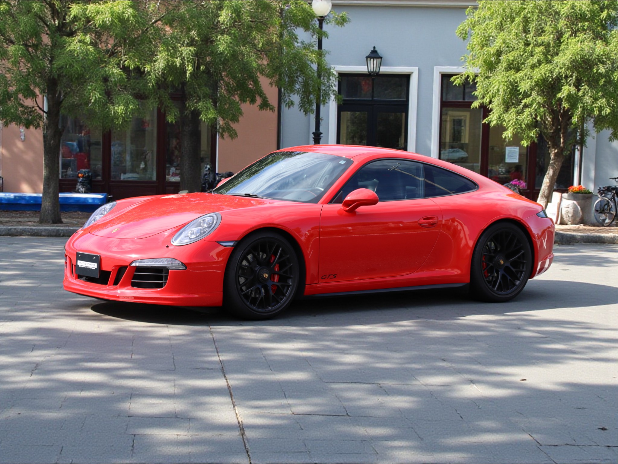 ポルシェ911カレラGTS（Type991.1）PDK<br>GTSインテリアパッケージ<br>PDLS+含むLEDヘッドライト<br>クリアガラスルックテールランプ<br>プロテクションフィルム施工<br>PASMスポーツサスペンション