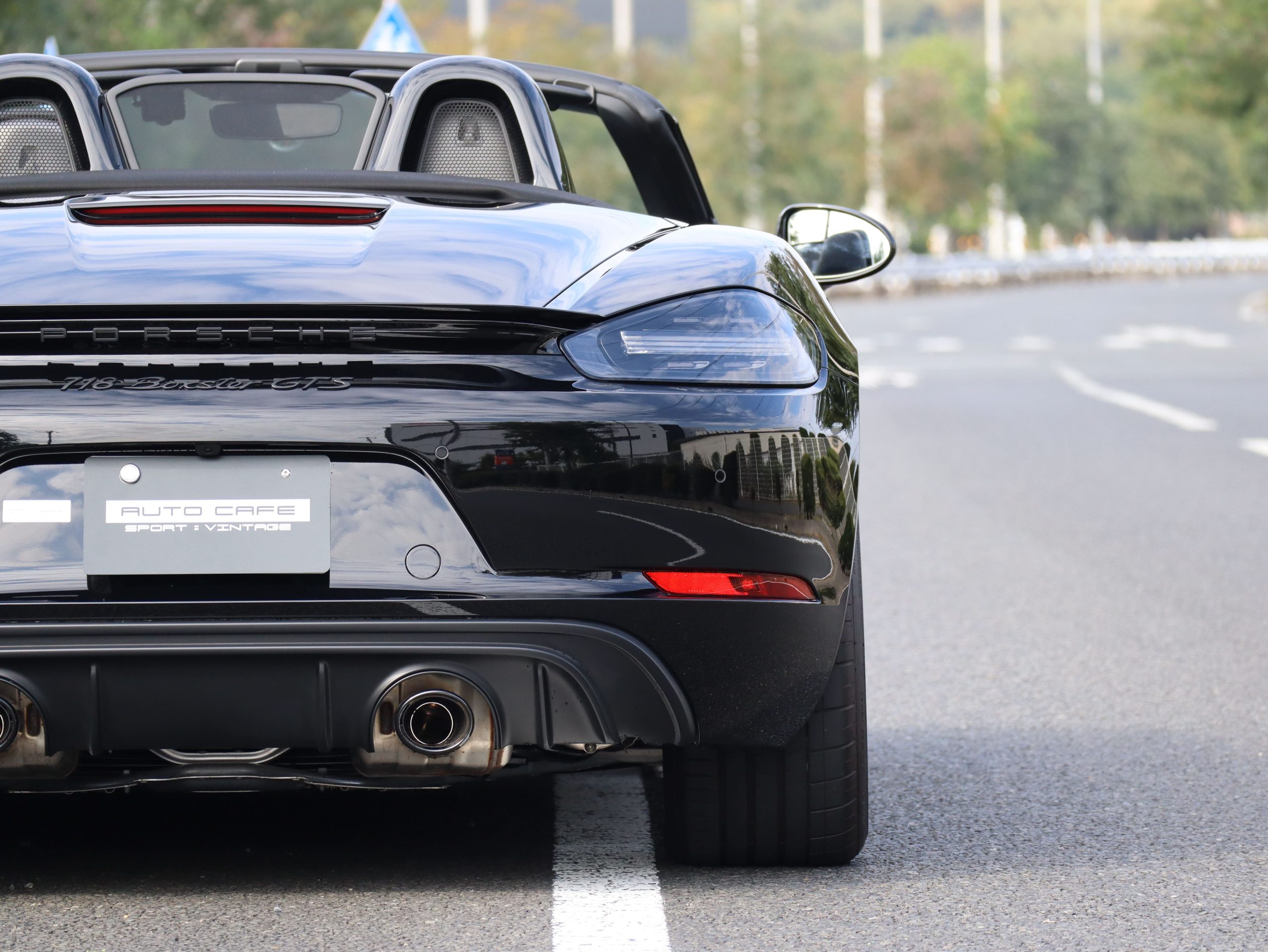 ポルシェ718ボクスターGTS4.0（Type982）PDK<br>走行距離280km！1オーナー車<br>シートベンチレーション<br>PDLS+LEDヘッドライト<br>BOSEサラウンドサウンドシステム<br>エントリー＆ドライブシステム<br>塗装仕上げロールオーバーバー