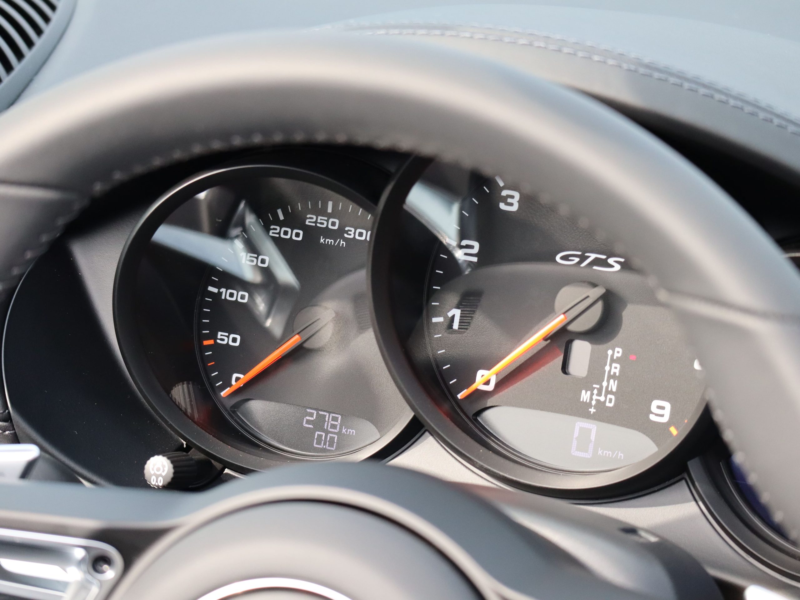 ポルシェ718ボクスターGTS4.0（Type982）PDK<br>走行距離280km！1オーナー車<br>シートベンチレーション<br>PDLS+LEDヘッドライト<br>BOSEサラウンドサウンドシステム<br>エントリー＆ドライブシステム<br>塗装仕上げロールオーバーバー