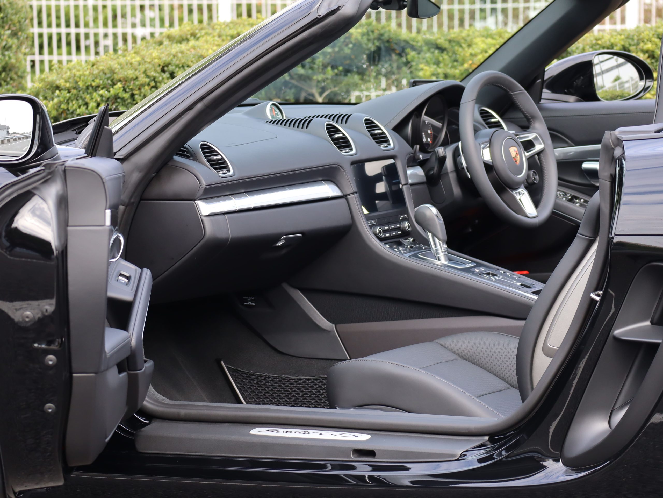 ポルシェ718ボクスターGTS4.0（Type982）PDK<br>走行距離280km！1オーナー車<br>シートベンチレーション<br>PDLS+LEDヘッドライト<br>BOSEサラウンドサウンドシステム<br>エントリー＆ドライブシステム<br>塗装仕上げロールオーバーバー