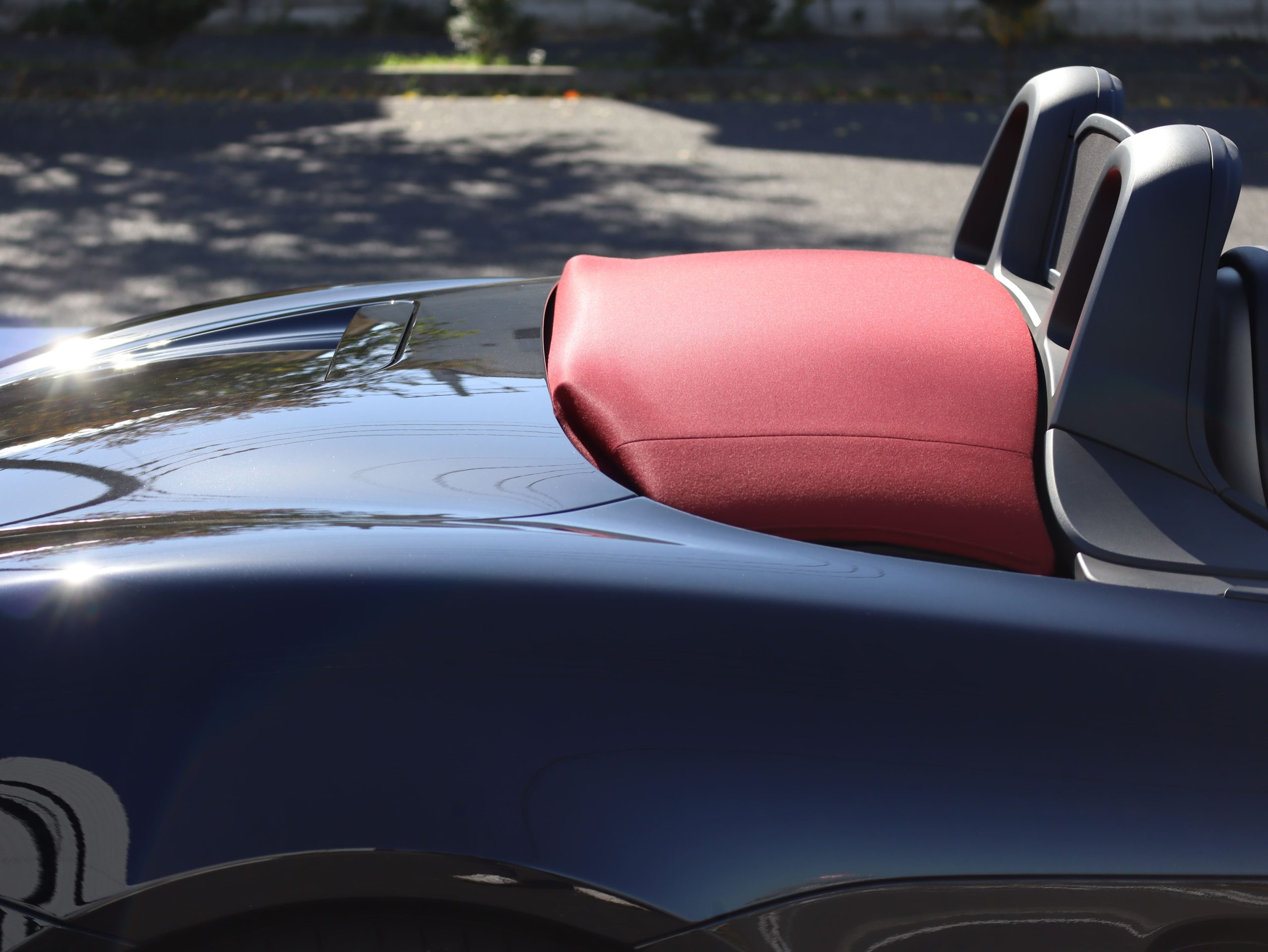 ポルシェボクスターGTS（Type981）PDK<br>GTSインテリアパッケージ<br>スポーツクロノパッケージ<br>スポーツエグゾーストシステム<br>PDLS付ヘッドライト<br>シートヒーター