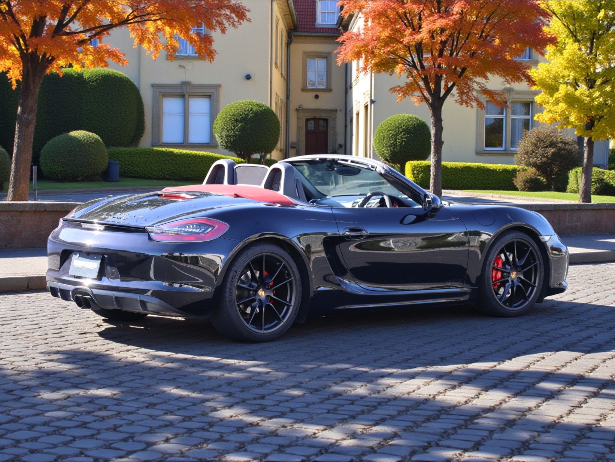 ポルシェボクスターGTS（Type981）PDK<br>GTSインテリアパッケージ<br>スポーツクロノパッケージ<br>スポーツエグゾーストシステム<br>PDLS付ヘッドライト<br>シートヒーター