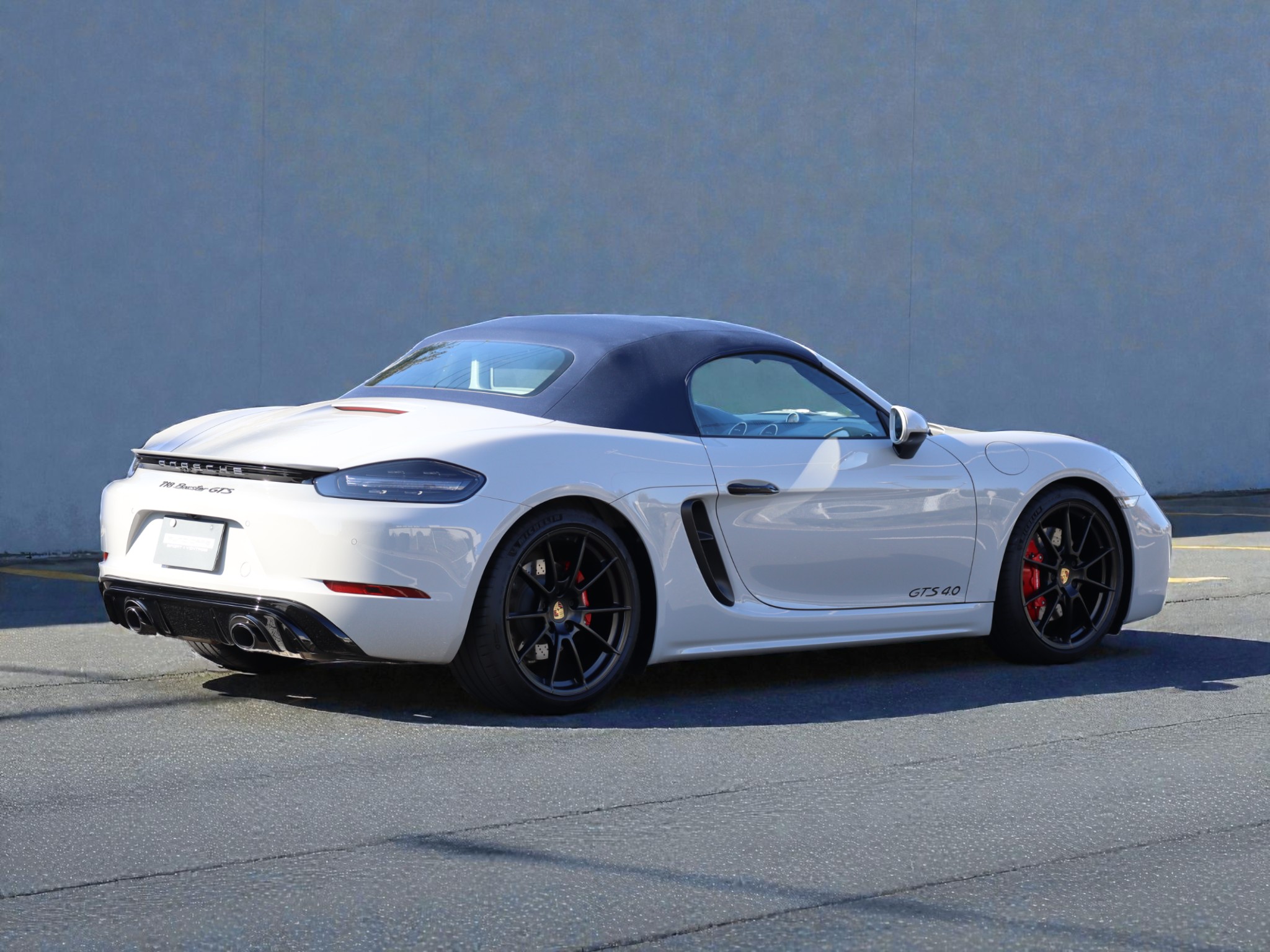 ポルシェ718ボクスターGTS4.0(Type982)PDK<br>左ハンドル!1オーナー車<br>シートベンチレーション<br>アダプティブクルーズコントロール<br>レーンチェンジアシスト<br>エントリー&ドライブシステム<br>塗装仕上げロールオーバーバー