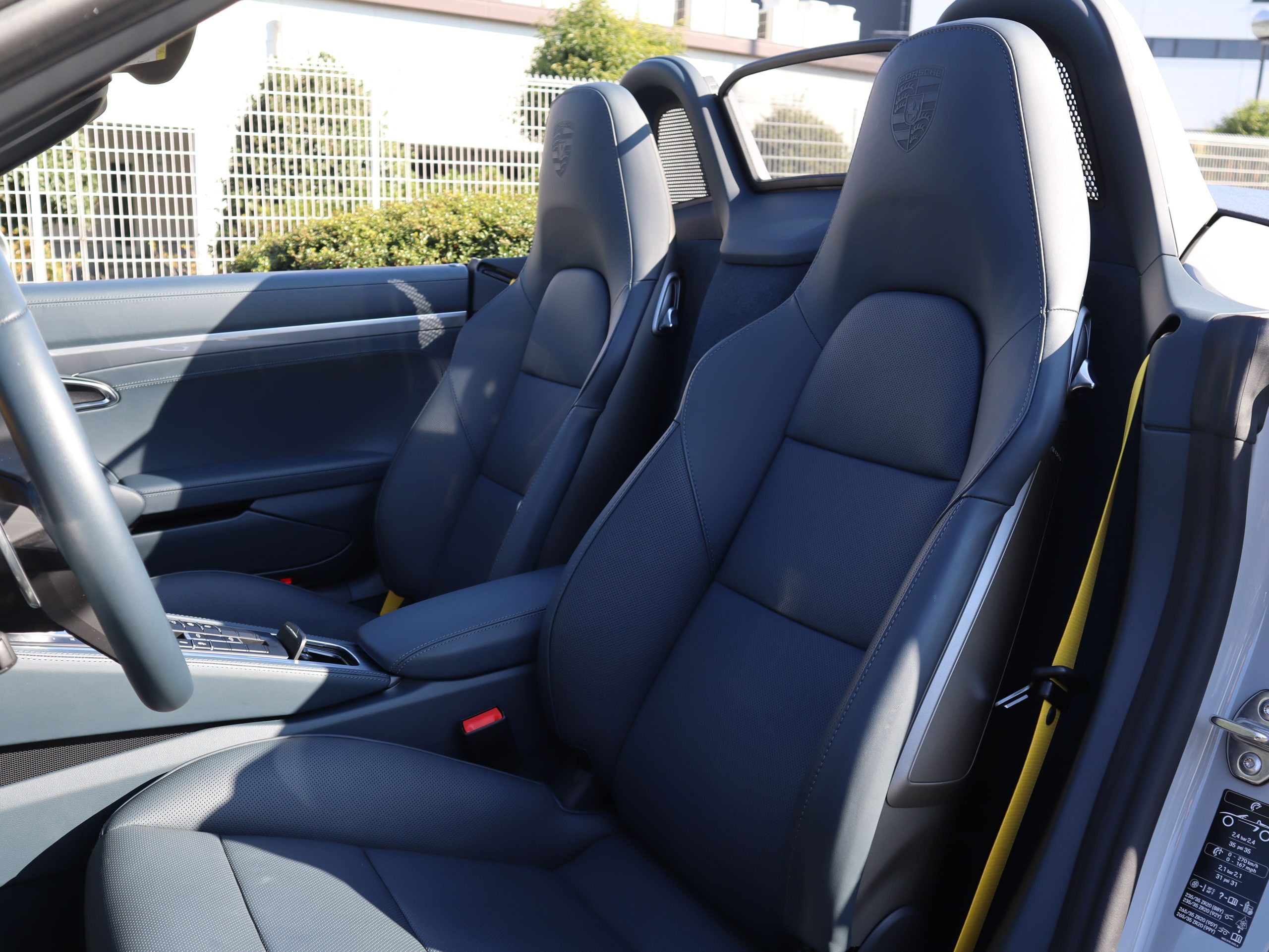 ポルシェ718ボクスターGTS4.0(Type982)PDK<br>左ハンドル!1オーナー車<br>シートベンチレーション<br>アダプティブクルーズコントロール<br>レーンチェンジアシスト<br>エントリー&ドライブシステム<br>塗装仕上げロールオーバーバー