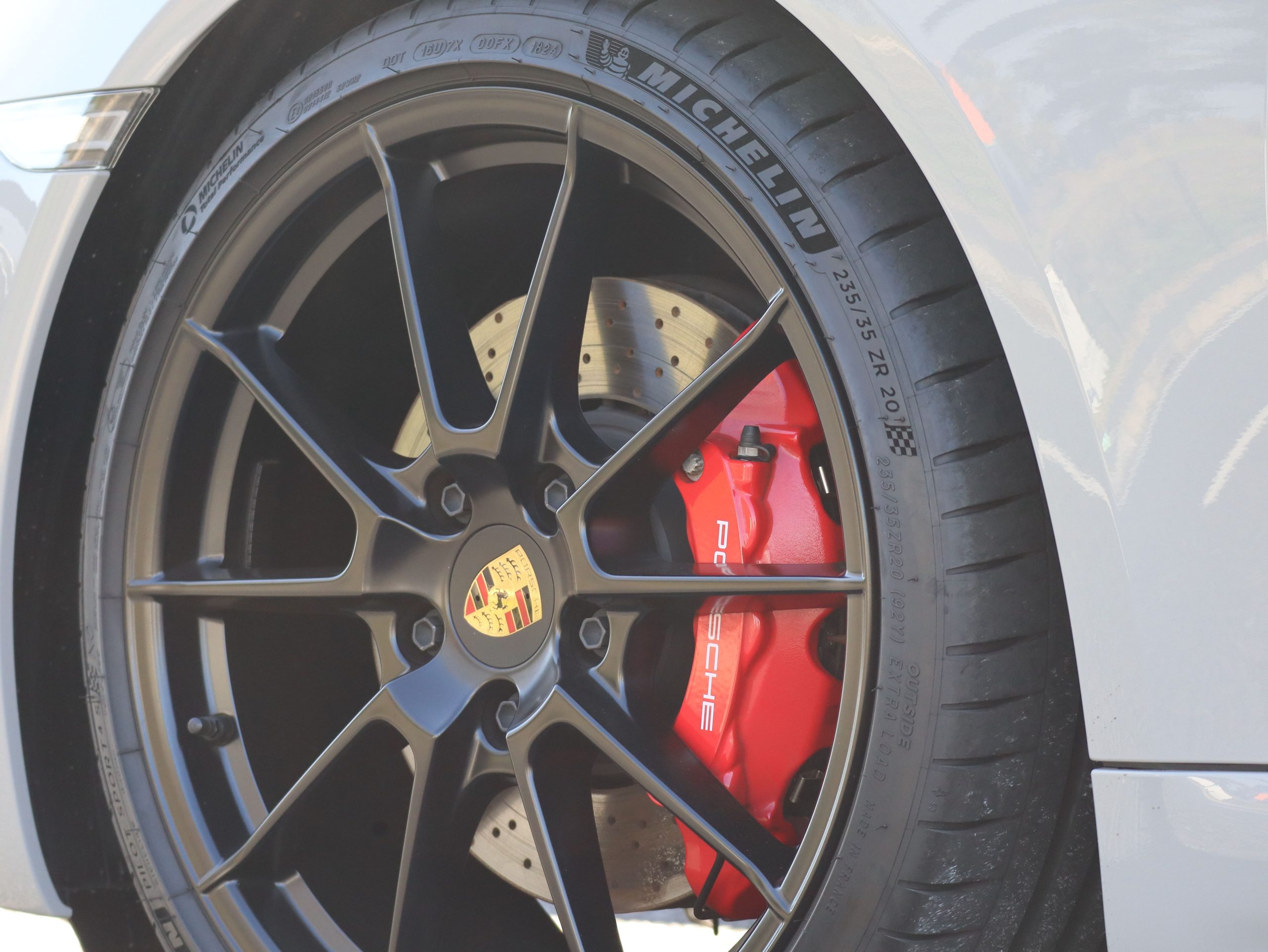 ポルシェ718ボクスターGTS4.0(Type982)PDK<br>左ハンドル!1オーナー車<br>シートベンチレーション<br>アダプティブクルーズコントロール<br>レーンチェンジアシスト<br>エントリー&ドライブシステム<br>塗装仕上げロールオーバーバー