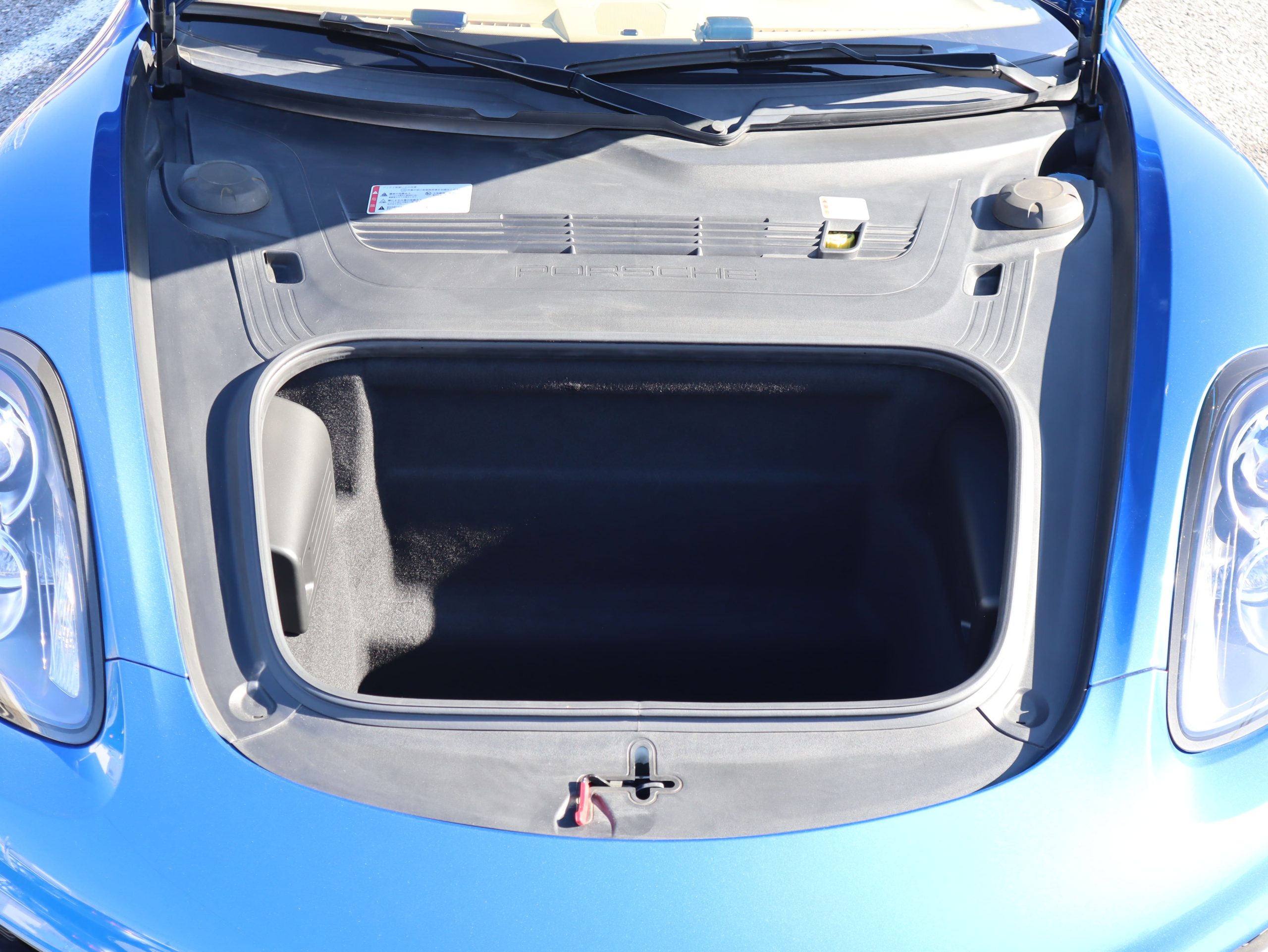 ポルシェケイマン(Type981)PDK<br>1オーナー車<br>スポーツデザインステアリング<br>シートヒーター<br>電動可倒式ドアミラー<br>19インチケイマンSホイール