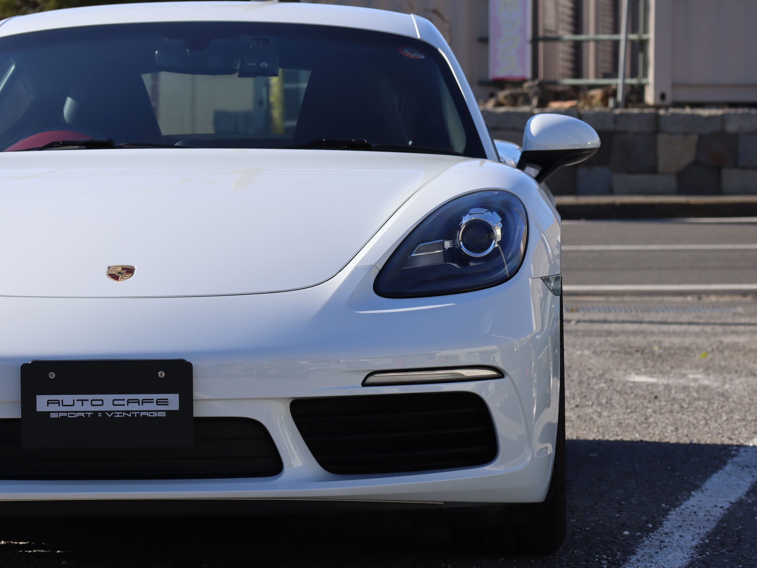 ポルシェ718ケイマン(Type982)PDK<br>スポーツクロノパッケージ<br>ツートンレザーパッケージ<br>ガンメタ仕上げTWSホイール20インチ<br>BOSEサラウンドサウンドシステム