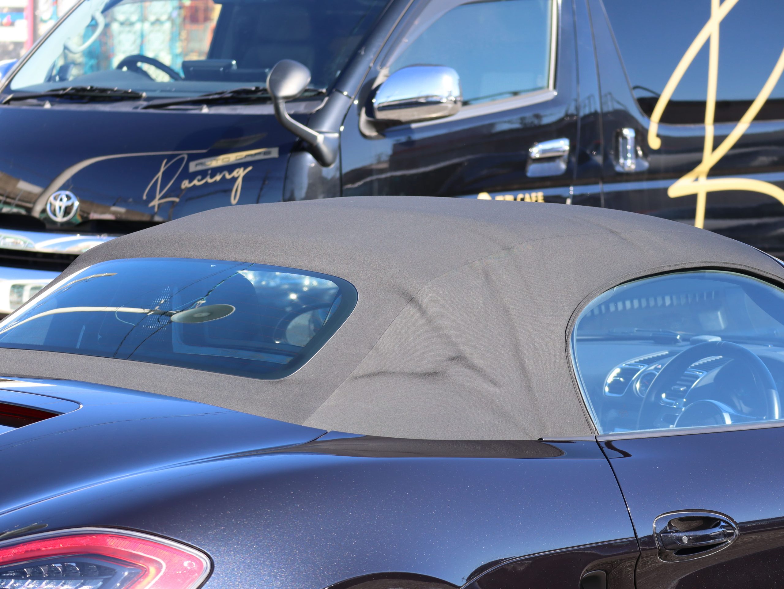 ポルシェボクスターBLACK EDITION(Type981)PDK<br>特別仕様車<br>スポーツクロノパッケージ<br>PDLS含むヘッドライト<br>ティンテッドルックテールライト<br>20インチカレラクラシックホイール