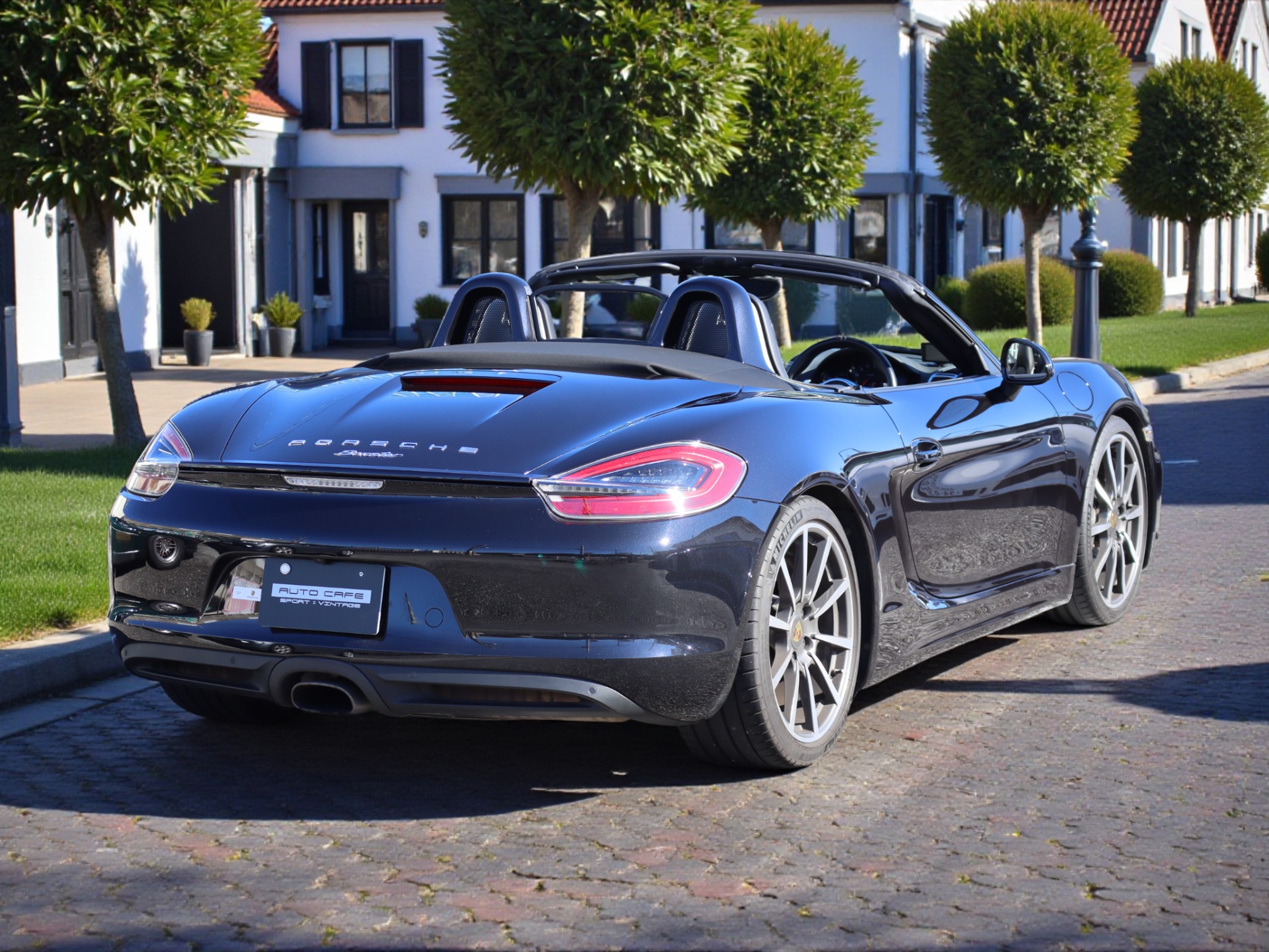 ポルシェボクスターBLACK EDITION(Type981)PDK<br>特別仕様車<br>スポーツクロノパッケージ<br>PDLS含むヘッドライト<br>ティンテッドルックテールライト<br>20インチカレラクラシックホイール