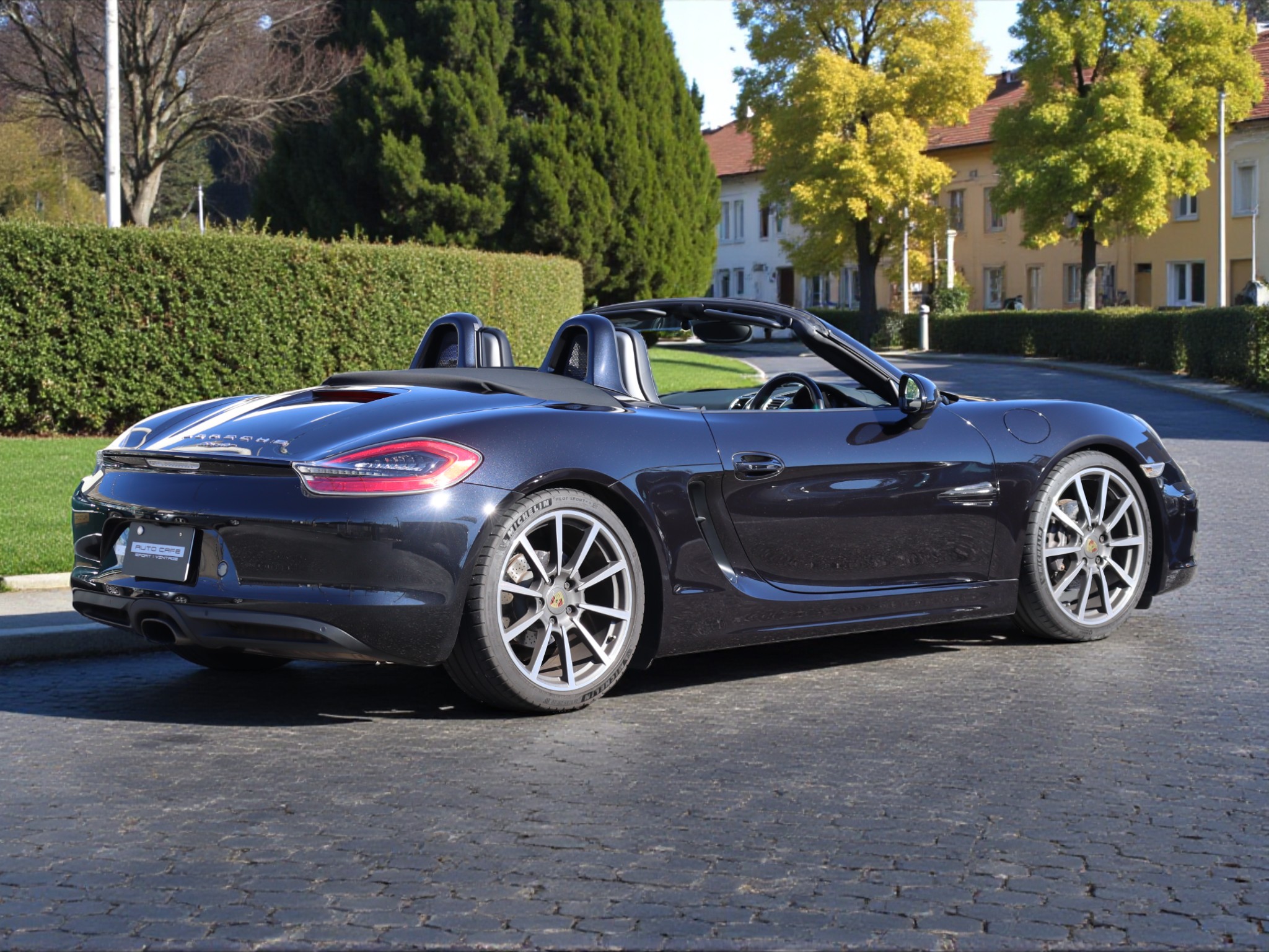 ポルシェボクスターBLACK EDITION(Type981)PDK<br>特別仕様車<br>スポーツクロノパッケージ<br>PDLS含むヘッドライト<br>ティンテッドルックテールライト<br>20インチカレラクラシックホイール