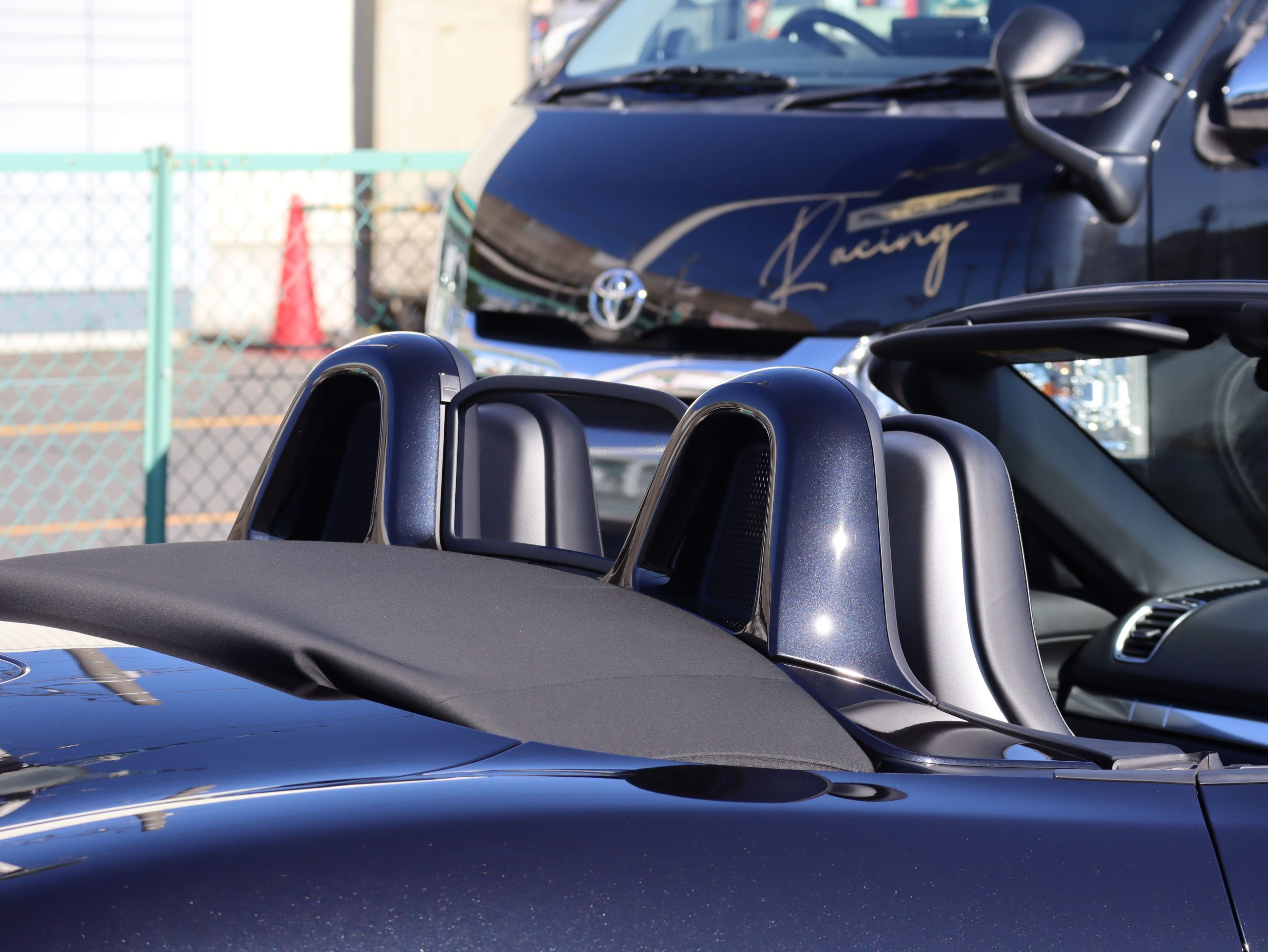 ポルシェボクスターBLACK EDITION(Type981)PDK<br>特別仕様車<br>スポーツクロノパッケージ<br>PDLS含むヘッドライト<br>ティンテッドルックテールライト<br>20インチカレラクラシックホイール