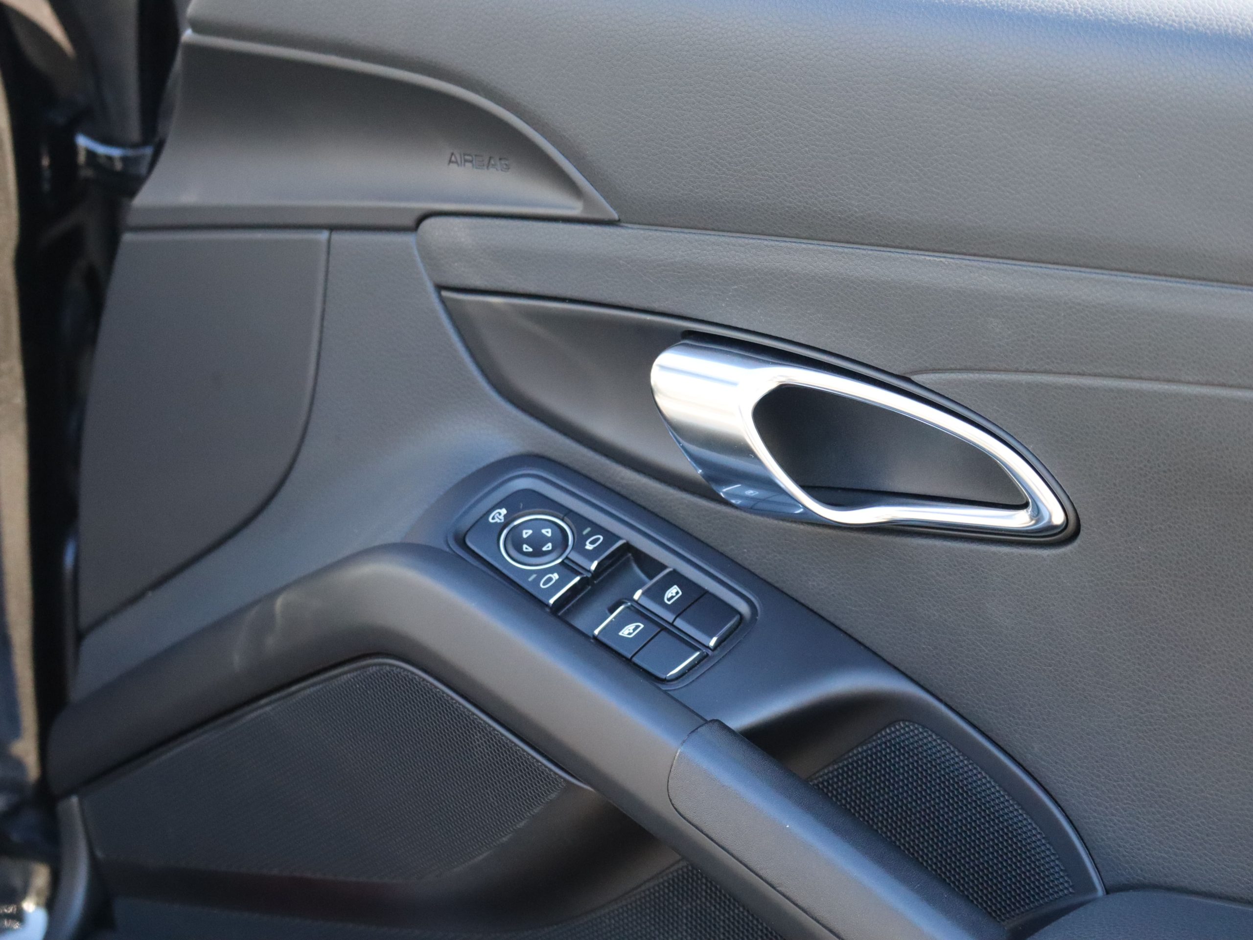 ポルシェボクスターBLACK EDITION(Type981)PDK<br>特別仕様車<br>スポーツクロノパッケージ<br>PDLS含むヘッドライト<br>ティンテッドルックテールライト<br>20インチカレラクラシックホイール