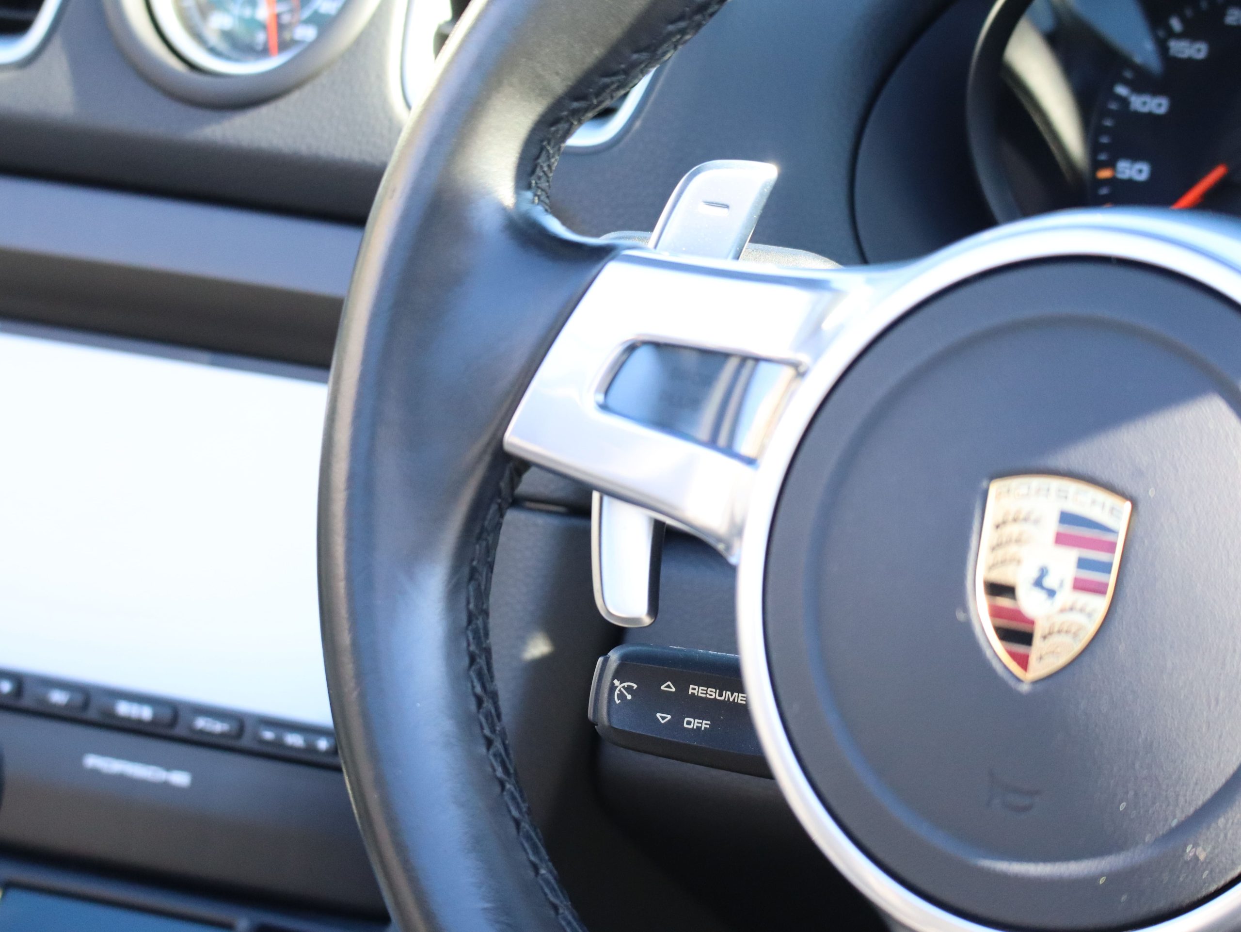 ポルシェボクスターBLACK EDITION(Type981)PDK<br>特別仕様車<br>スポーツクロノパッケージ<br>PDLS含むヘッドライト<br>ティンテッドルックテールライト<br>20インチカレラクラシックホイール