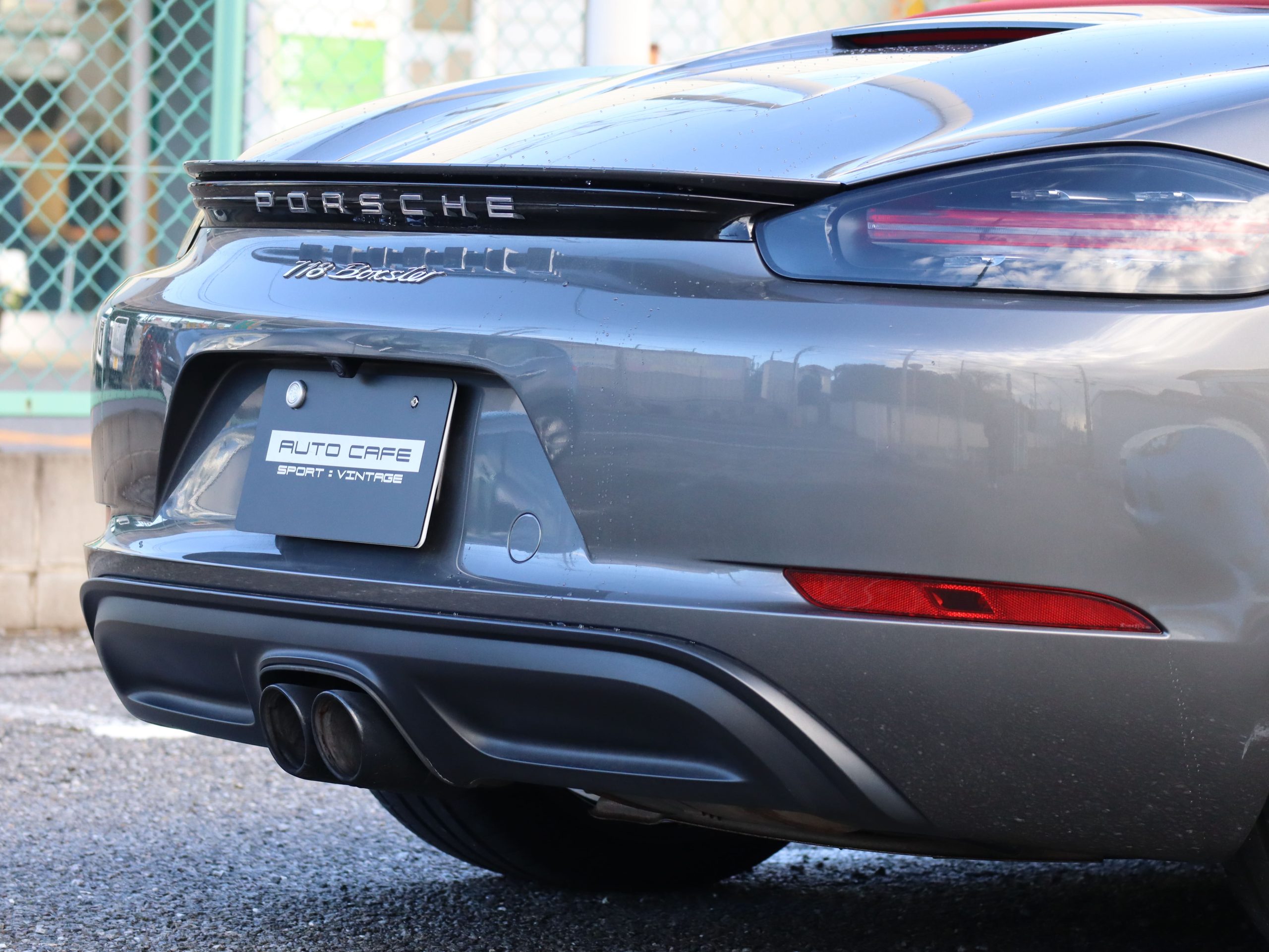 ポルシェ718ボクスター（Type982）PDK<br>左ハンドル<br>スポーツクロノパッケージ<br>PDLS+含むLEDヘッドライト<br>エントリー＆ドライブシステム<br>アクティブサスペンションマネージメント<br>20インチカレラクラシックホイール