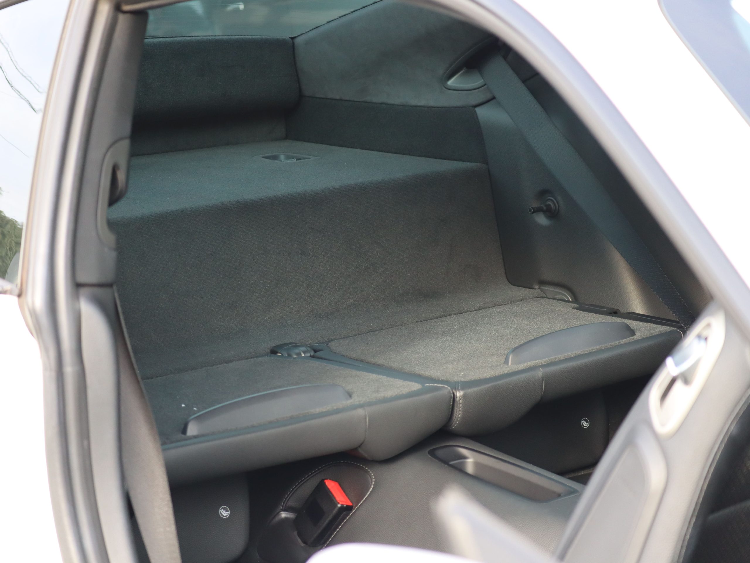 ★ポルシェ911カレラ(Type991.2)PDK<br>スポーツクロノパッケージ<br>レーンチェンジアシスト<br>エントリー&ドライブシステム<br>911ターボデザインホイール<br>地デジチューナー