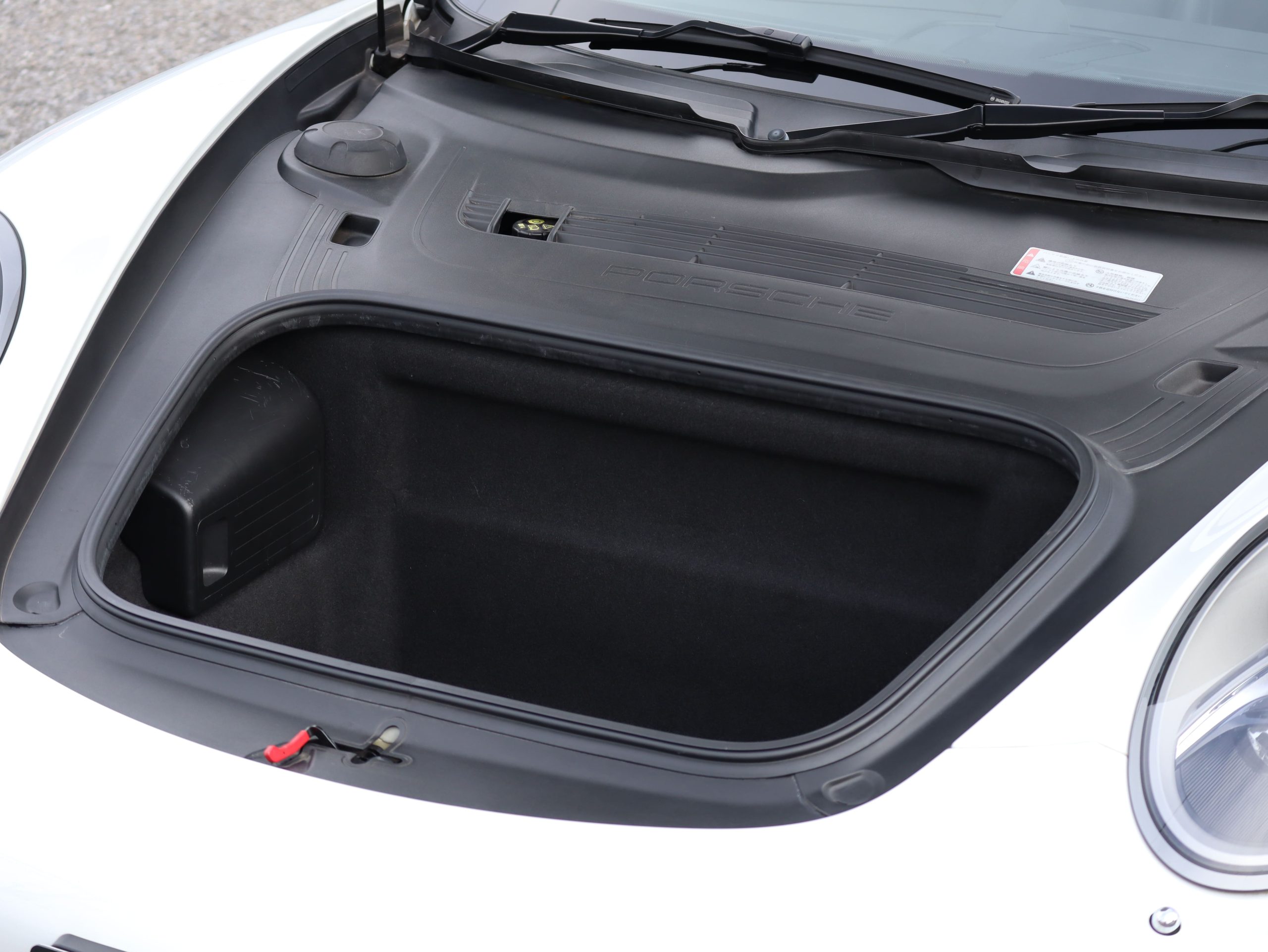 ★ポルシェ911カレラ(Type991.2)PDK<br>スポーツクロノパッケージ<br>レーンチェンジアシスト<br>エントリー&ドライブシステム<br>911ターボデザインホイール<br>地デジチューナー