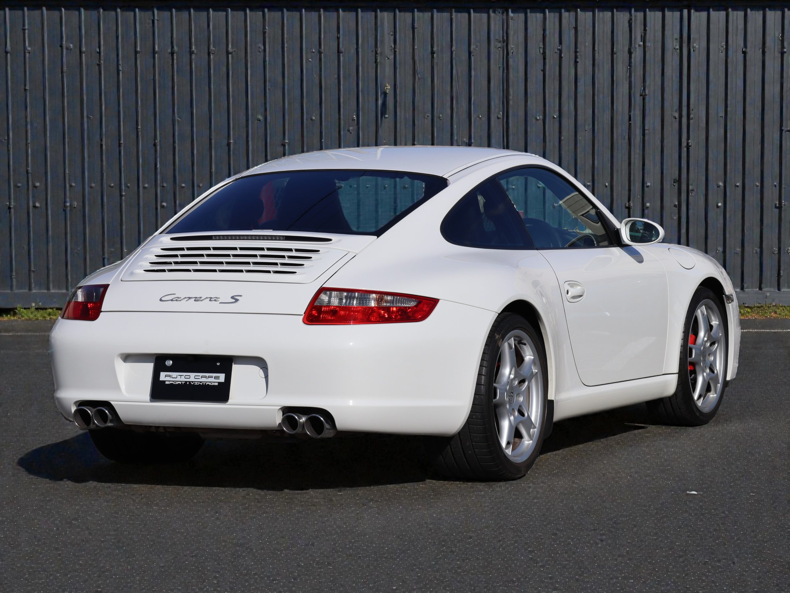 ポルシェ911カレラS(Type997.1）ティプトロニックS<br>スポーツクロノパッケージ<br>スポーツエグゾーストシステム<br>PASM<br>シートヒーター<br>右ハンドル仕様