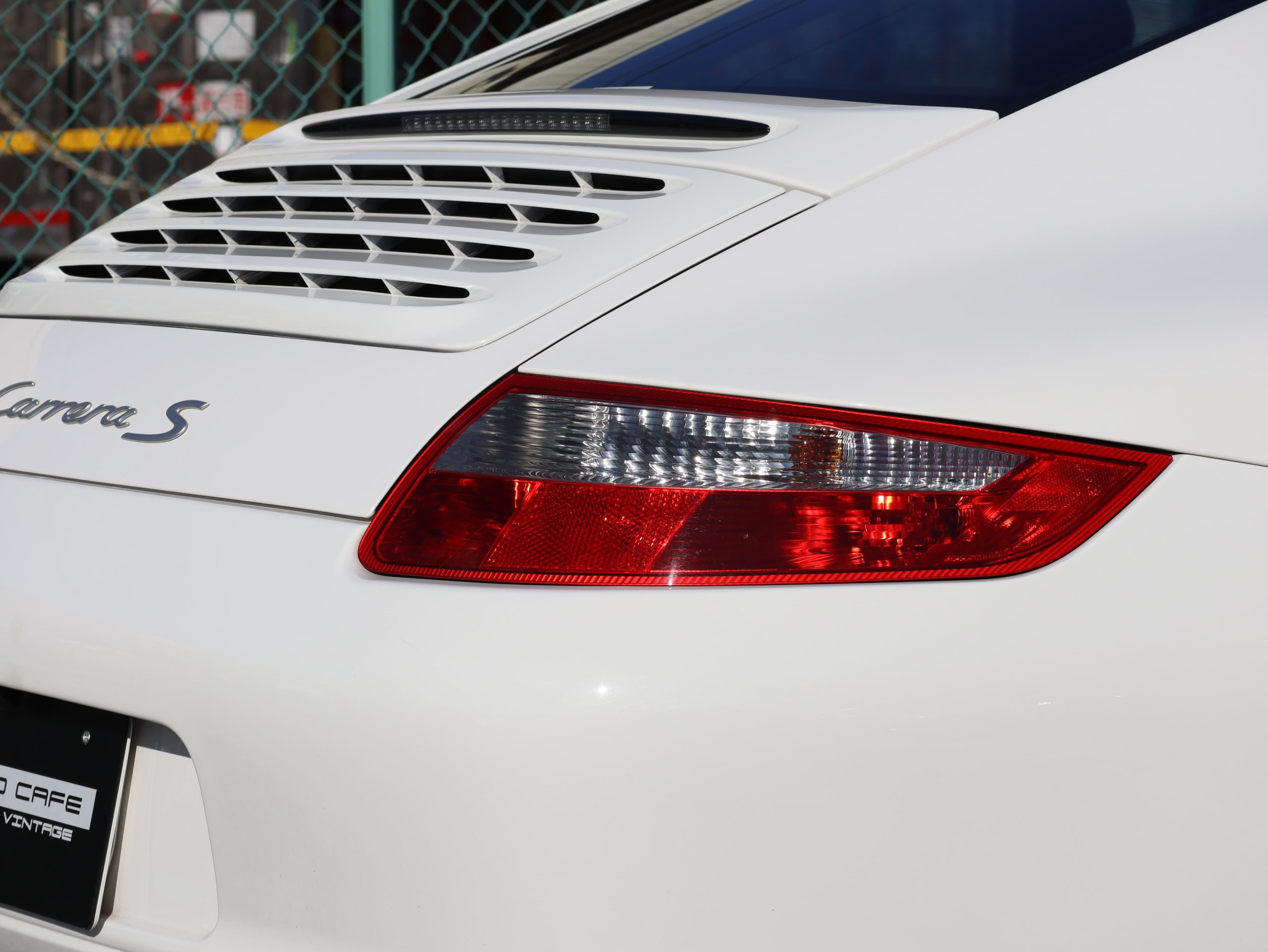 ポルシェ911カレラS(Type997.1）ティプトロニックS<br>スポーツクロノパッケージ<br>スポーツエグゾーストシステム<br>PASM<br>シートヒーター<br>右ハンドル仕様