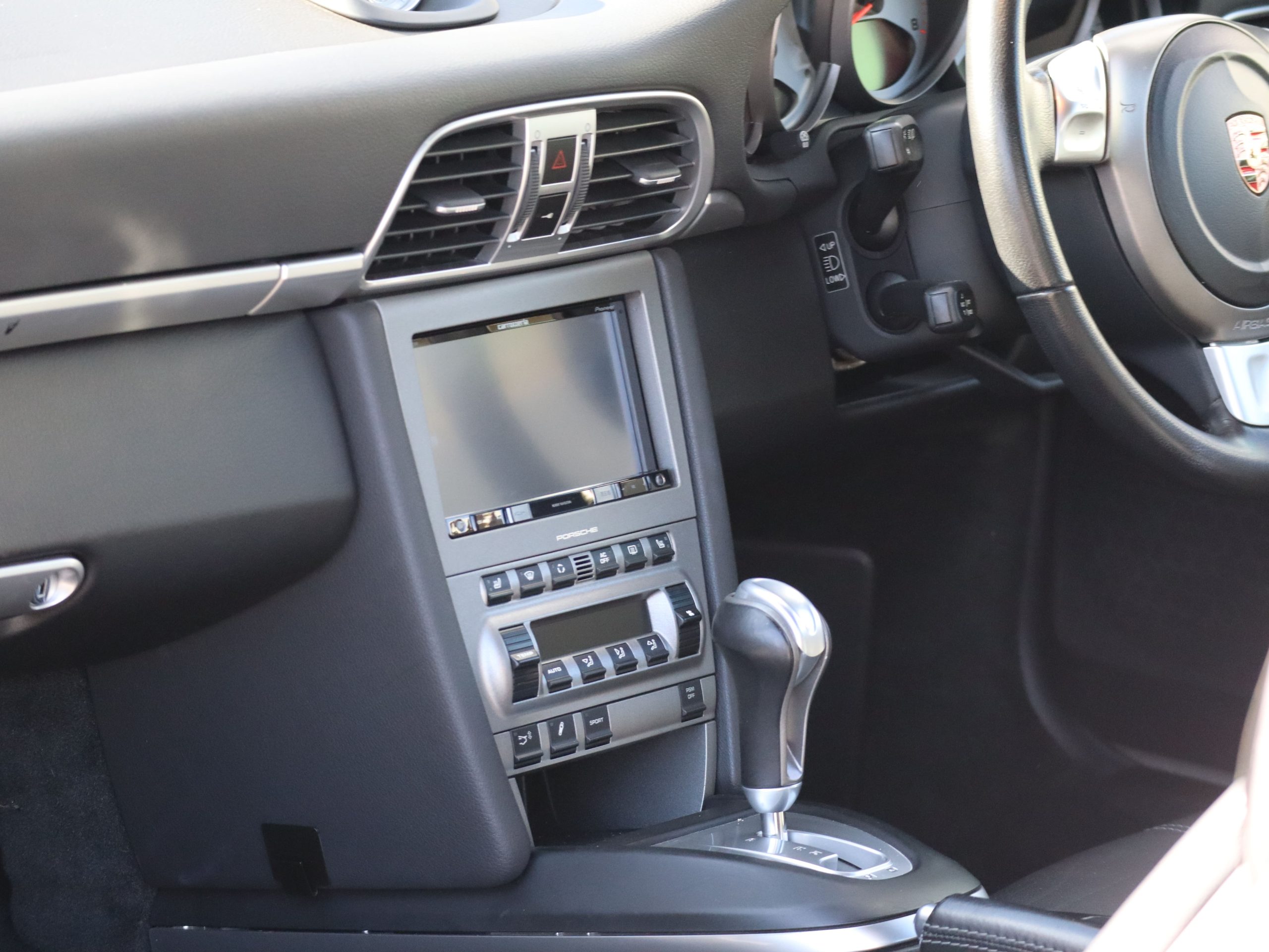 ポルシェ911カレラS(Type997.1）ティプトロニックS<br>スポーツクロノパッケージ<br>スポーツエグゾーストシステム<br>PASM<br>シートヒーター<br>右ハンドル仕様