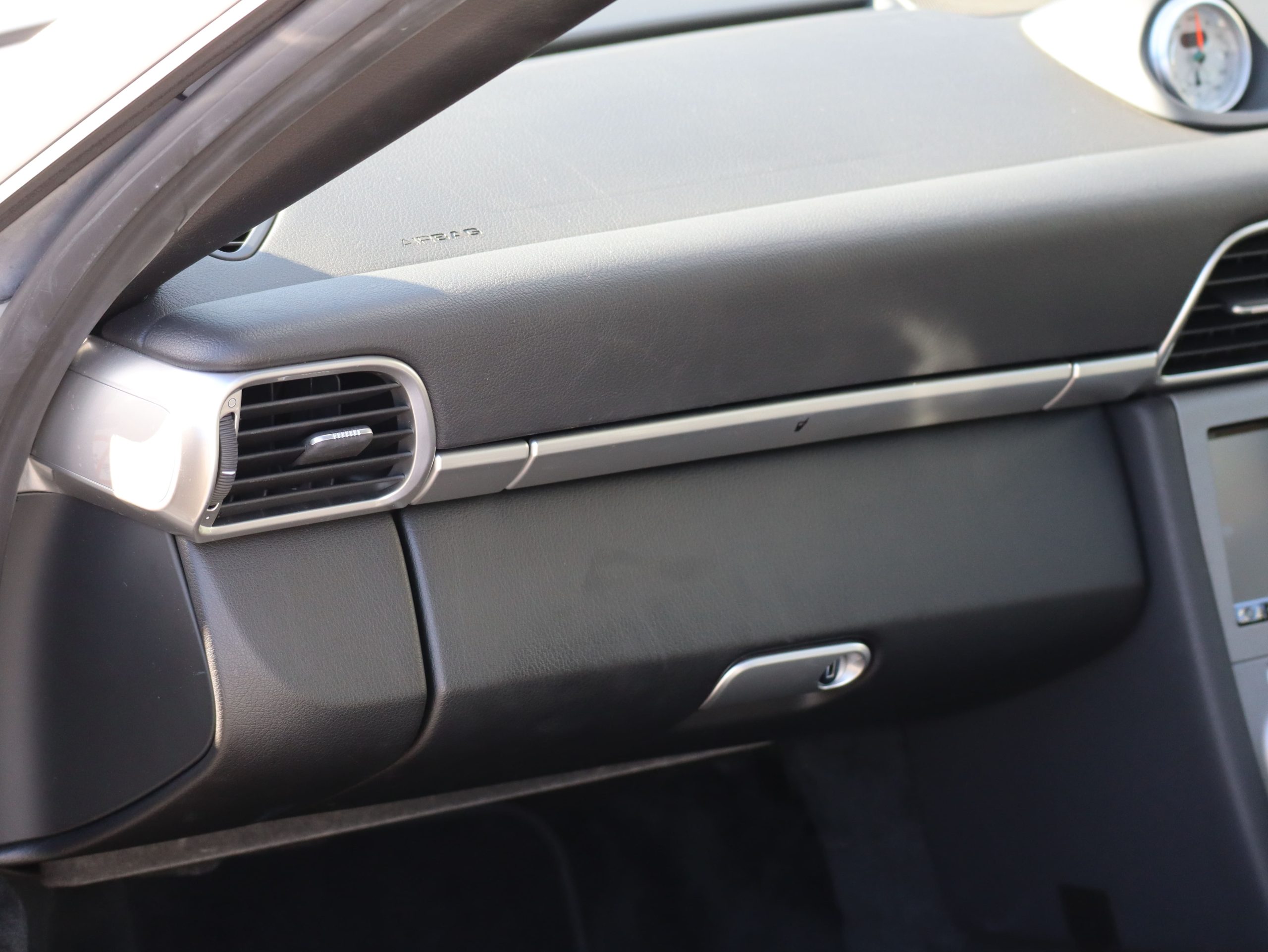 ポルシェ911カレラS(Type997.1）ティプトロニックS<br>スポーツクロノパッケージ<br>スポーツエグゾーストシステム<br>PASM<br>シートヒーター<br>右ハンドル仕様