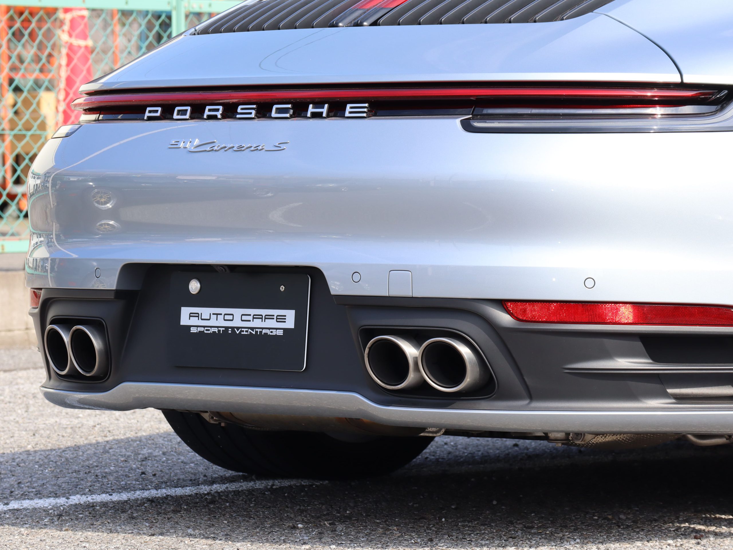 ポルシェ911カレラS(Type992.1)PDK<br>エレクトリックコントロールスポーツシート<br>アダプティブクルーズコントロール<br>GTスポーツステアリング<br>21インチカレラクラシックホイール