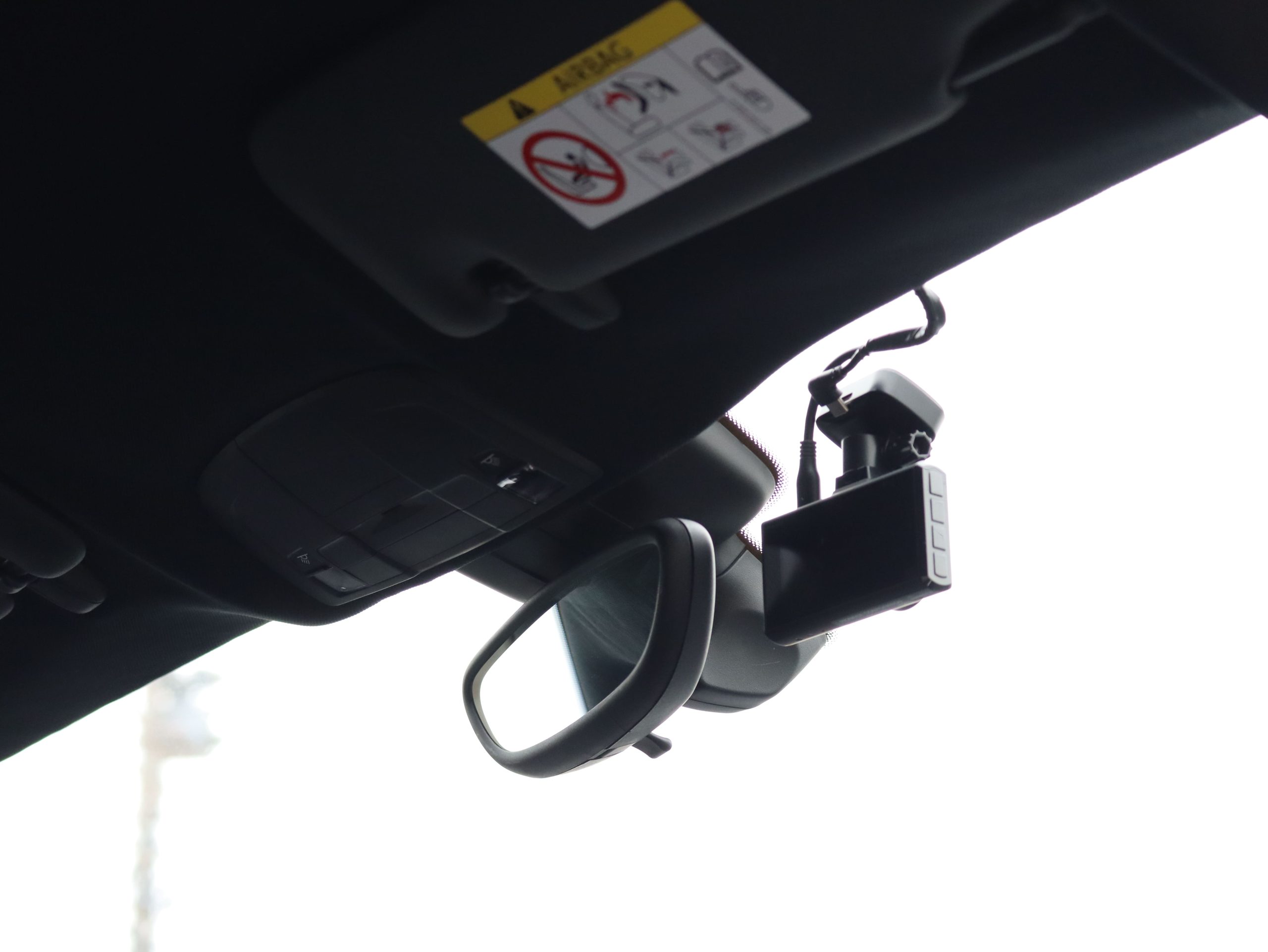 ポルシェケイマン(Type981)6MT<br>スポーツデザインステアリング<br>電動可倒式ドアミラー<br>PDLS含むヘッドライト<br>リアワイパー