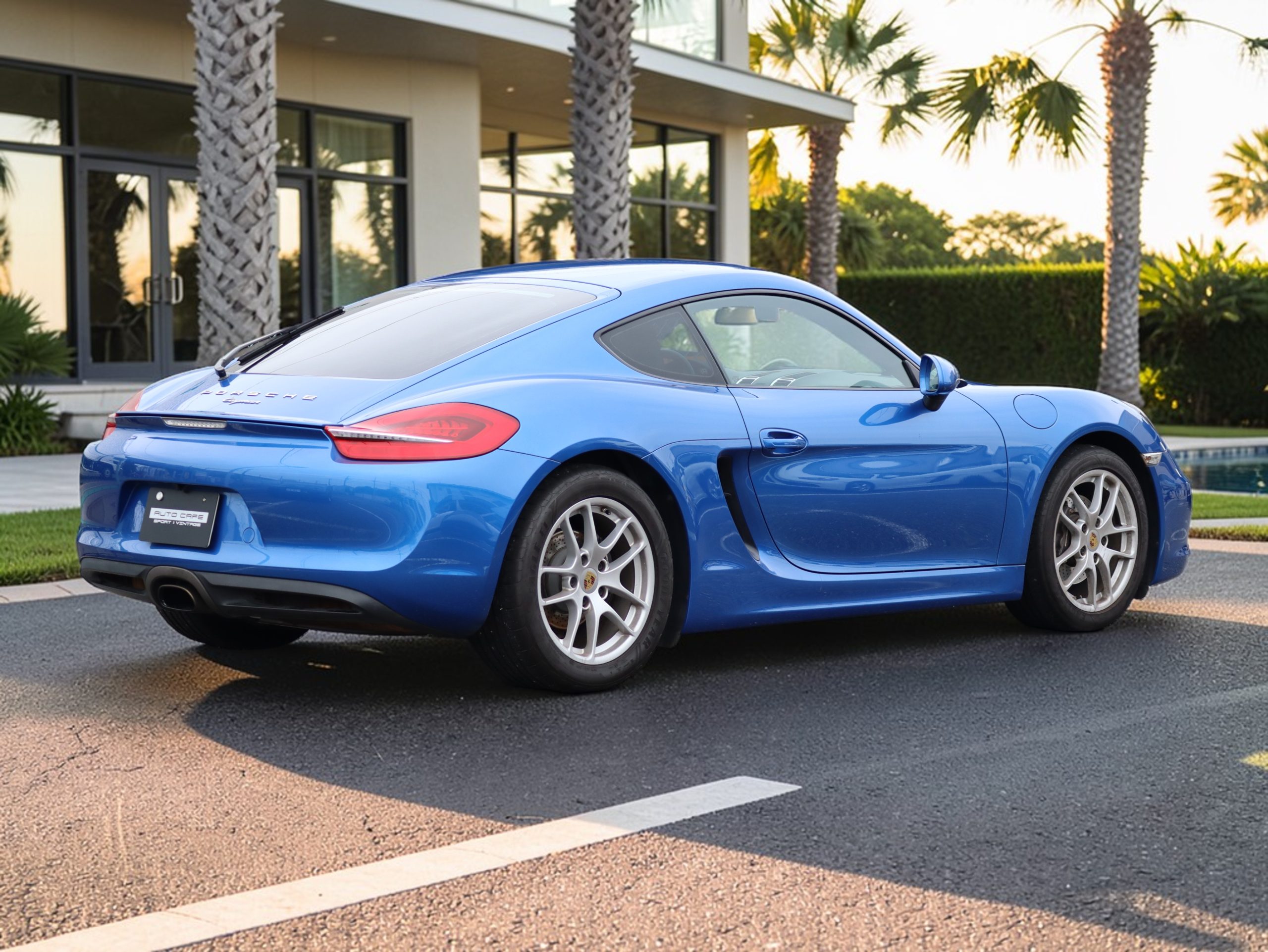 ポルシェケイマン(Type981)6MT<br>スポーツデザインステアリング<br>電動可倒式ドアミラー<br>PDLS含むヘッドライト<br>リアワイパー