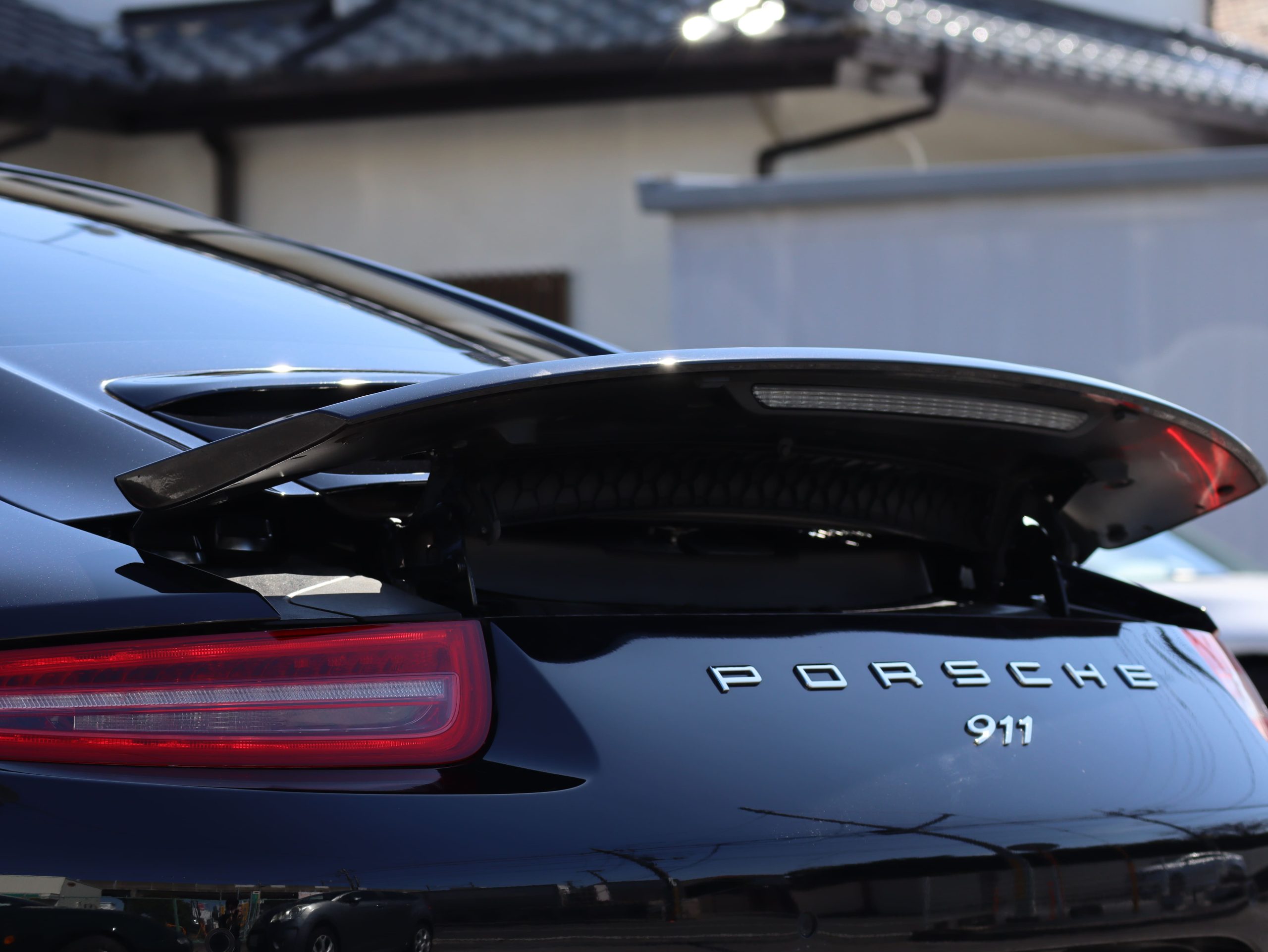 ポルシェ911カレラ ブラックエディション（Type991.1）PDK<br>スポーツエグゾーストシステム<br>スポーツクロノパッケージ<br>エントリー＆ドライブシステム<br>スポーツデザインフロントエプロン