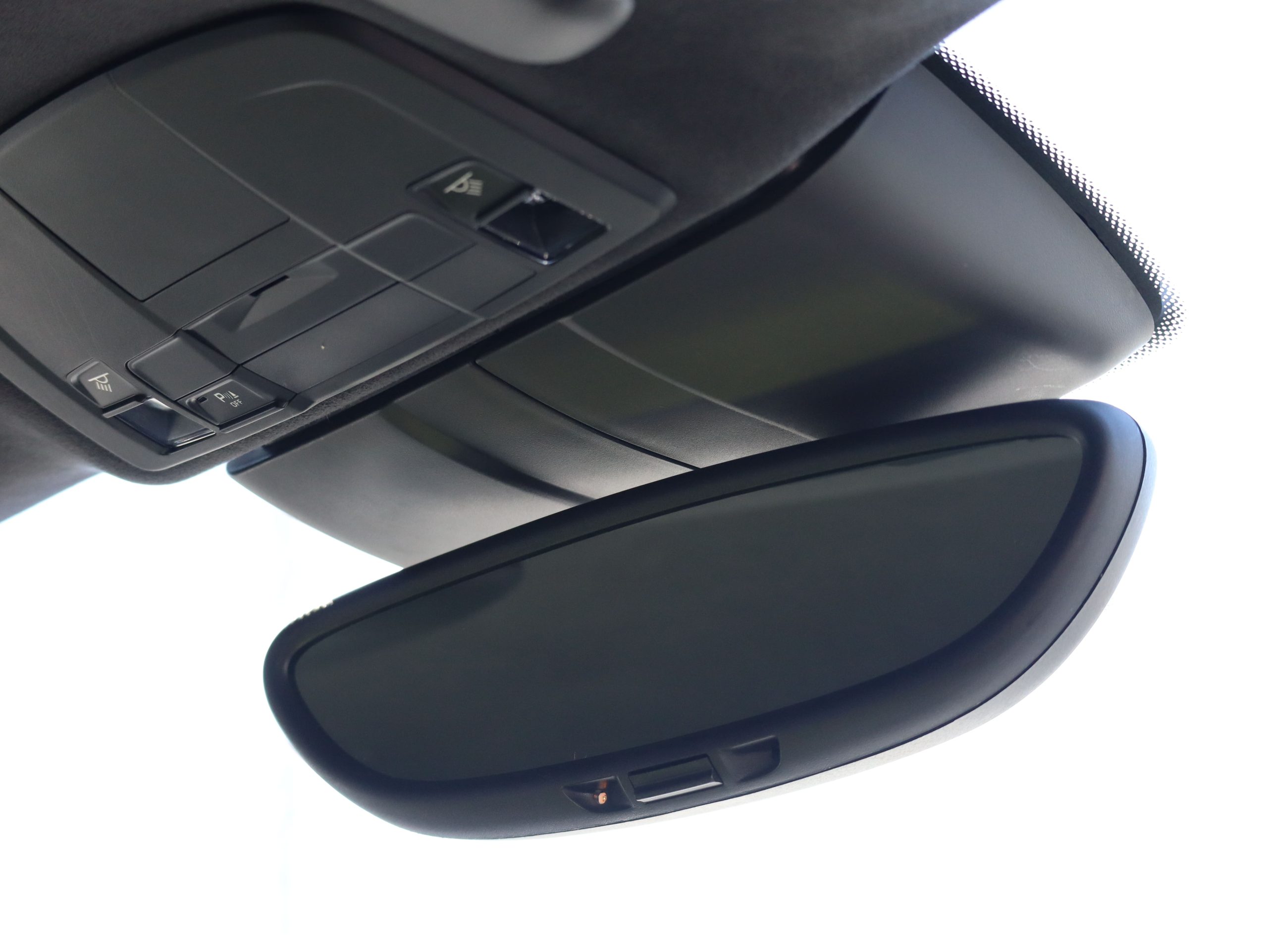 ポルシェ911カレラ ブラックエディション（Type991.1）PDK<br>スポーツエグゾーストシステム<br>スポーツクロノパッケージ<br>エントリー＆ドライブシステム<br>スポーツデザインフロントエプロン