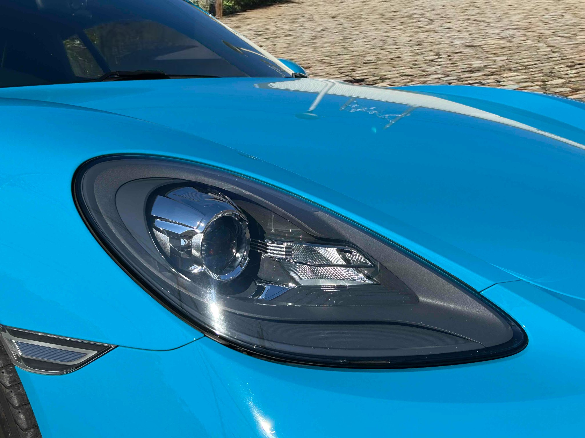 ポルシェ718ケイマン（Type982）PDK<br>オールレザーインテリア<br>スポーツクロノパッケージ<br>スポーツエグゾーストシステム