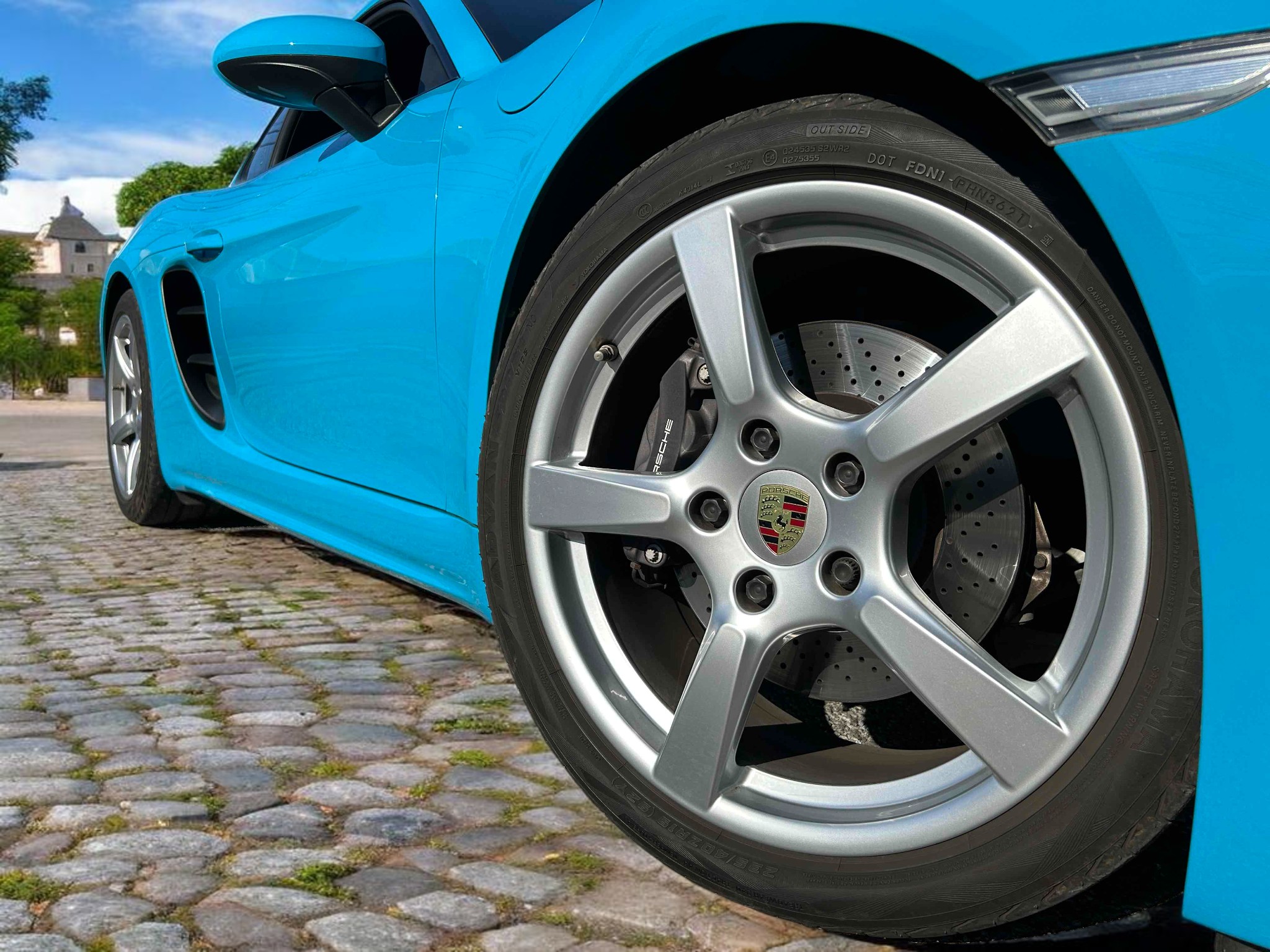 ポルシェ718ケイマン（Type982）PDK<br>オールレザーインテリア<br>スポーツクロノパッケージ<br>スポーツエグゾーストシステム